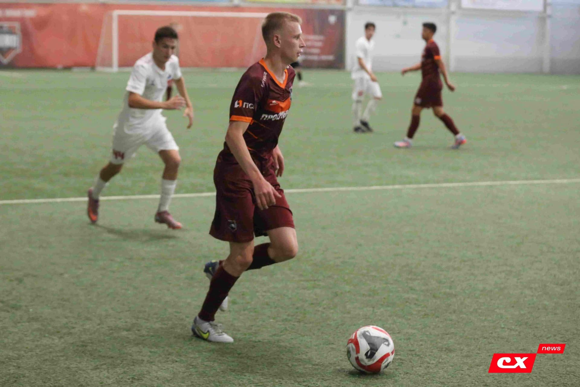 «Темп» 6:0 «Енисей-М». Третья лига. 15.08.2025. Владимир Мартынов («CX News») — кадр 191