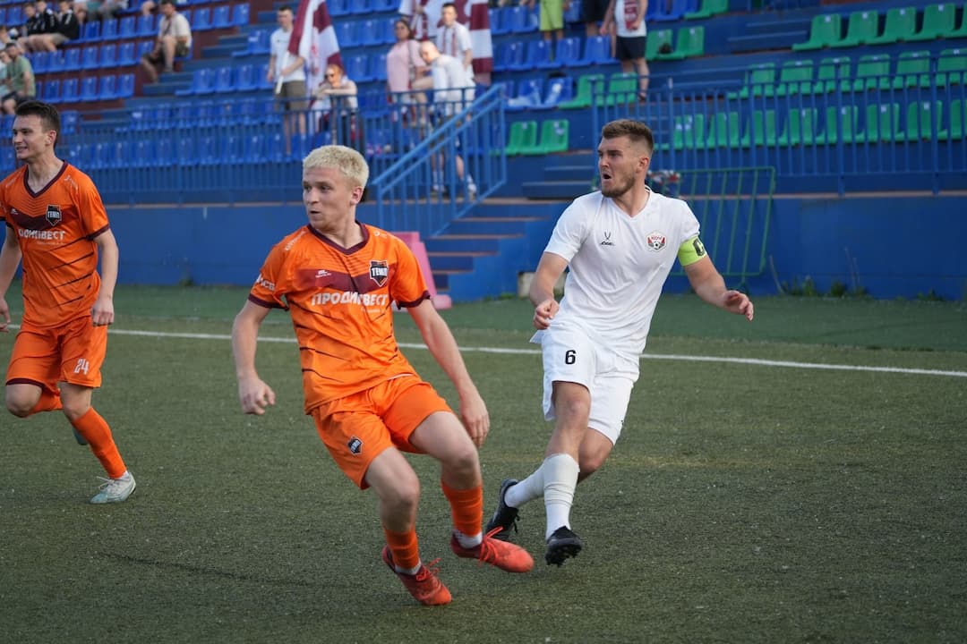 Выбираем лучшего игрока в матче с «КДВ»!