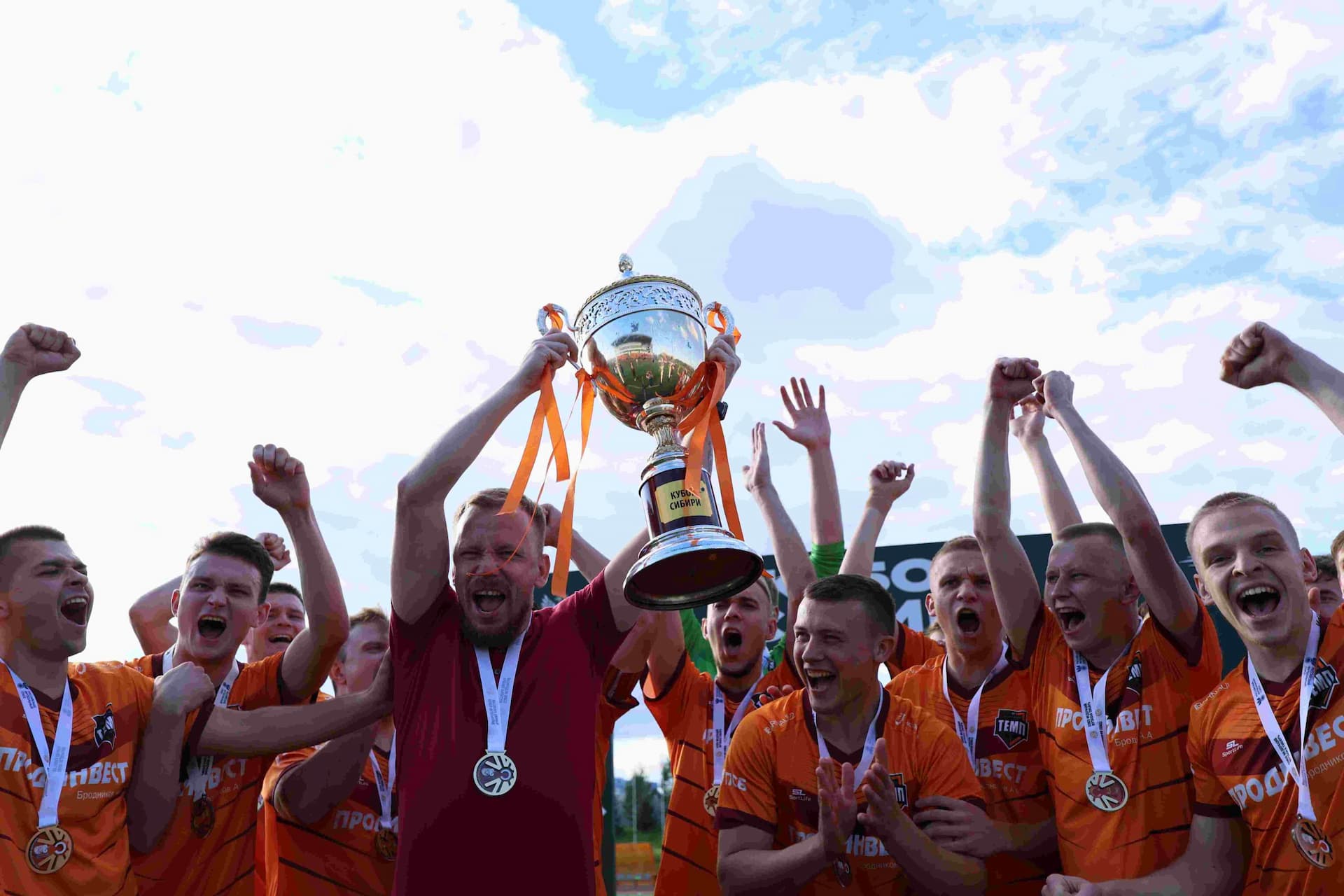 «Чита» 1:4 «Темп». Кубок Сибири. 20.09.2025. Дмитрий Поливода и Александр Чёрный — кадр 423