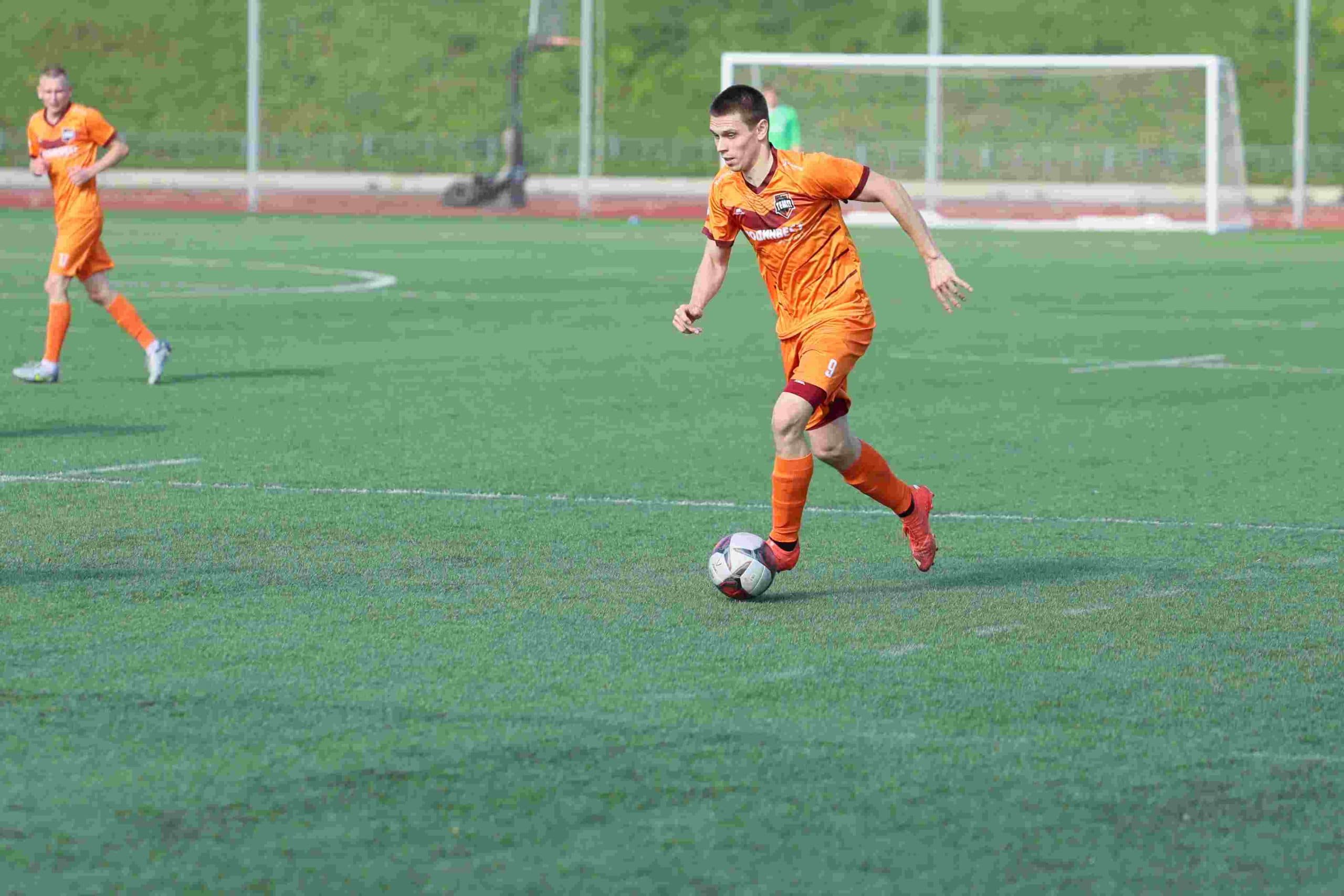 Выбираем лучшего игрока в сентябре!