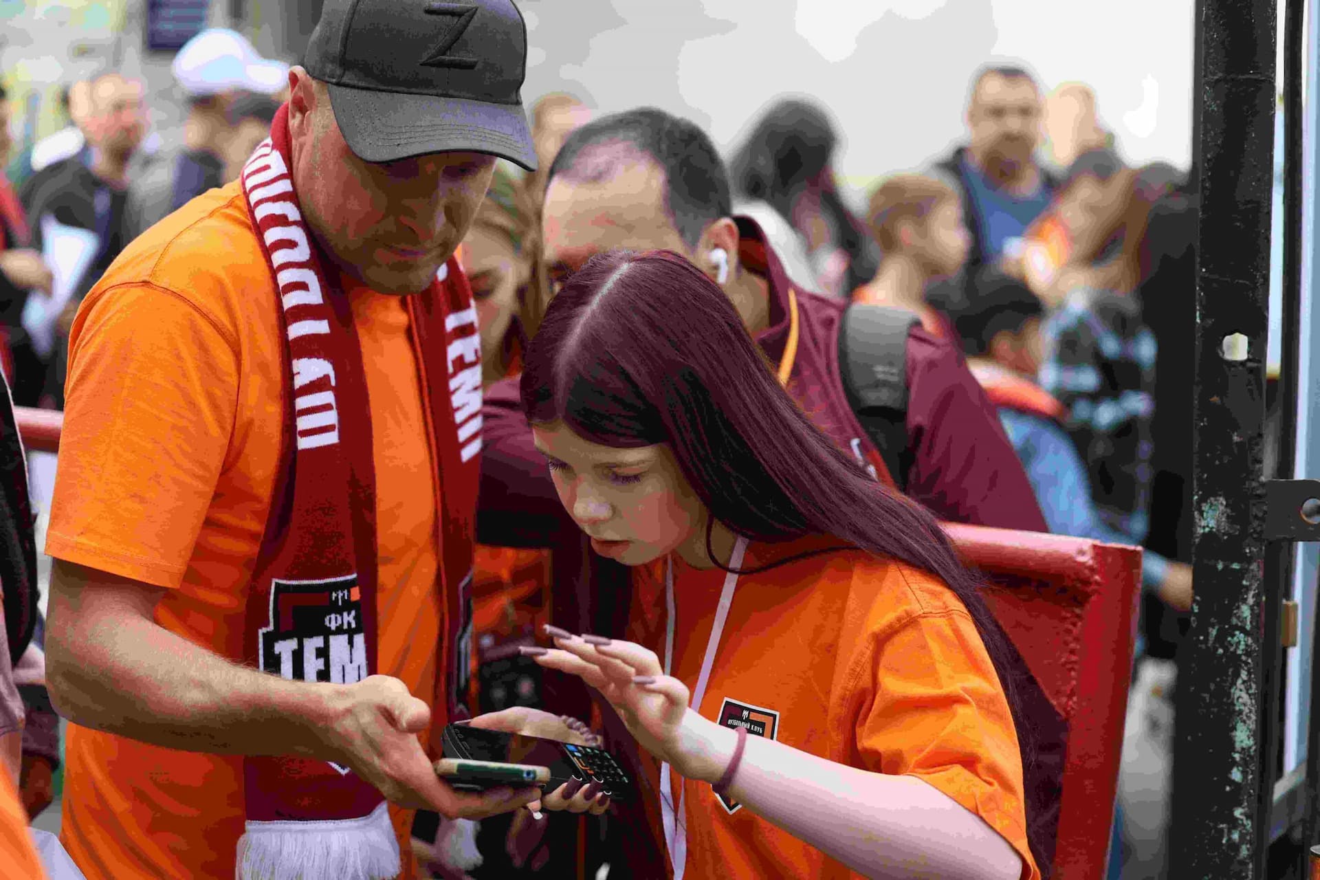 «Темп» 0:1 «Знамя Труда». FONBET Кубок России. 10.09.2025. СМИ: Владимир Мартынов («CX News»), Александр Чёрный («Алтайский спорт»), Виталий Барабаш (Сетевое издание "Толк"), Андрей Каспришин («Алтайская правда») — кадр 375