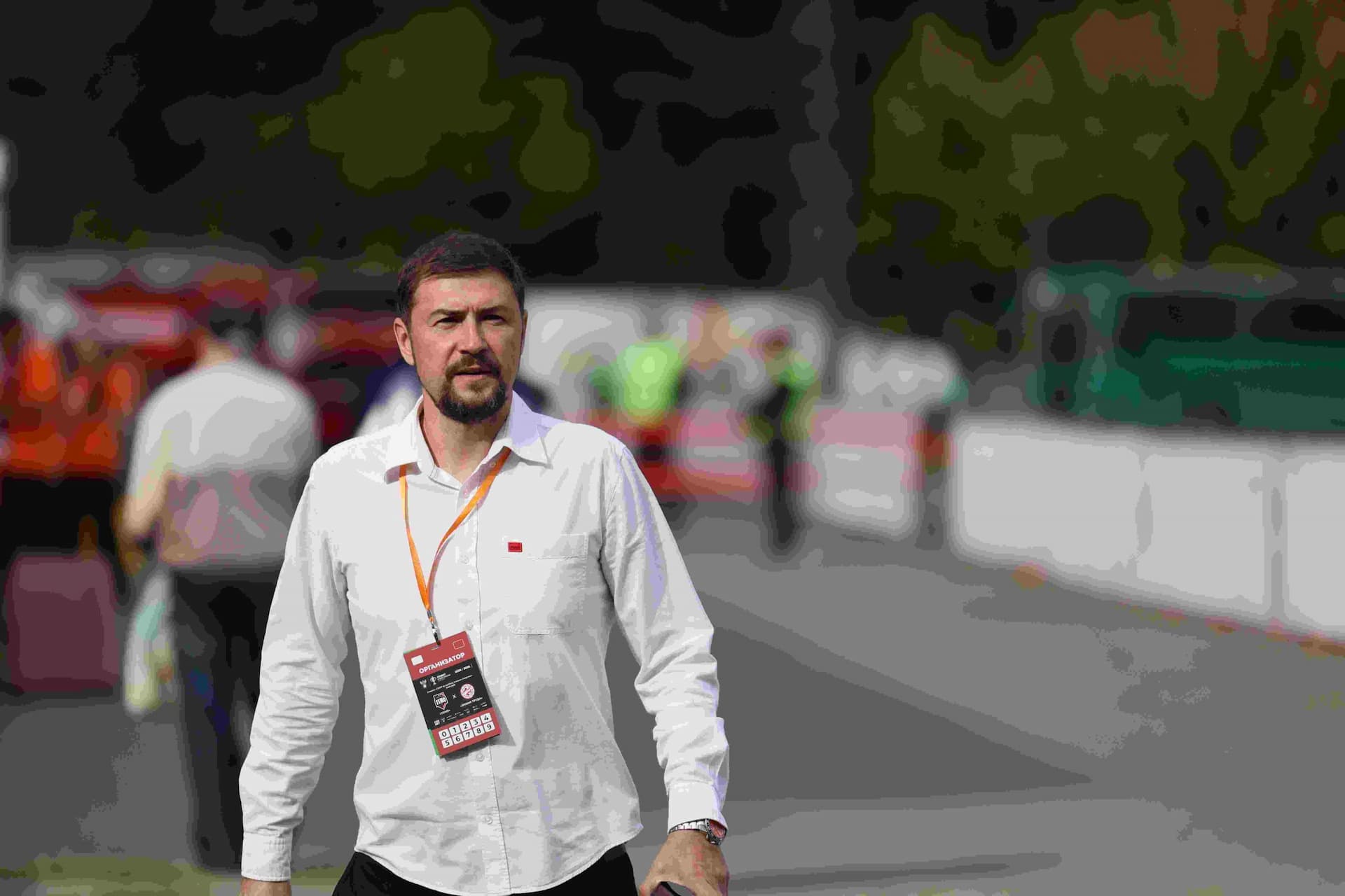 «Темп» 0:1 «Знамя Труда». FONBET Кубок России. 10.09.2025. СМИ: Владимир Мартынов («CX News»), Александр Чёрный («Алтайский спорт»), Виталий Барабаш (Сетевое издание "Толк"), Андрей Каспришин («Алтайская правда») — кадр 376