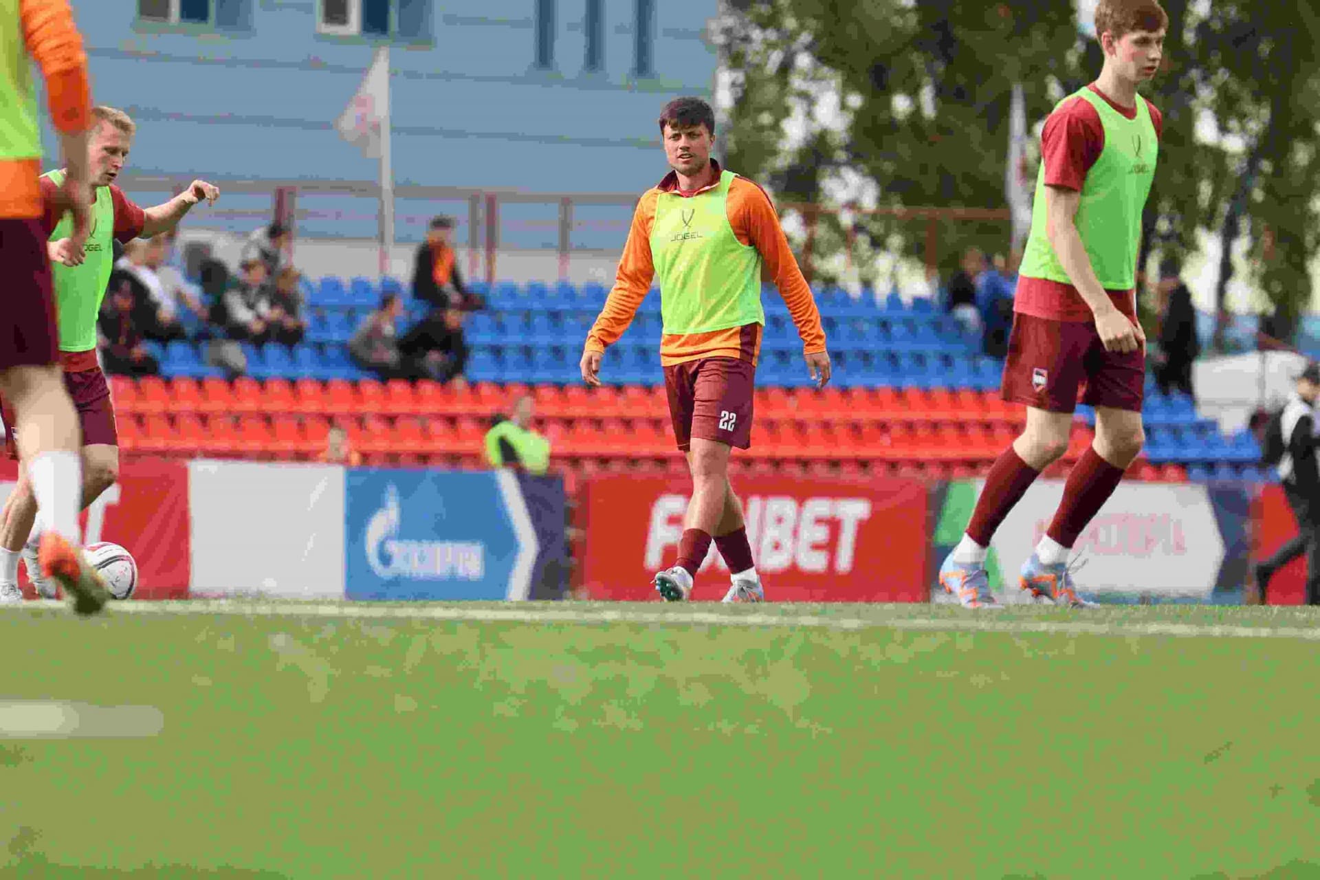 «Темп» 0:1 «Знамя Труда». FONBET Кубок России. 10.09.2025. СМИ: Владимир Мартынов («CX News»), Александр Чёрный («Алтайский спорт»), Виталий Барабаш (Сетевое издание "Толк"), Андрей Каспришин («Алтайская правда») — кадр 406