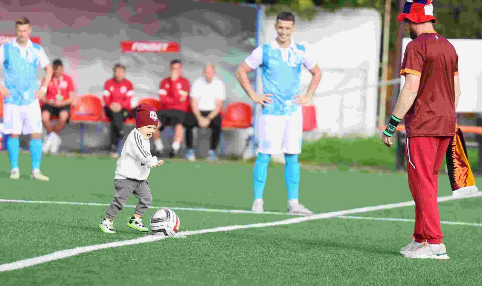 «Темп» 0:1 «Знамя Труда». FONBET Кубок России. 10.09.2025. СМИ: Владимир Мартынов («CX News»), Александр Чёрный («Алтайский спорт»), Виталий Барабаш (Сетевое издание "Толк"), Андрей Каспришин («Алтайская правда») — кадр 430