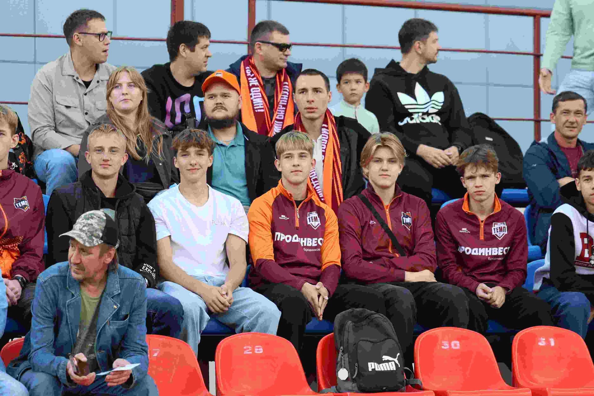 «Темп» 0:1 «Знамя Труда». FONBET Кубок России. 10.09.2025. СМИ: Владимир Мартынов («CX News»), Александр Чёрный («Алтайский спорт»), Виталий Барабаш (Сетевое издание "Толк"), Андрей Каспришин («Алтайская правда») — кадр 433