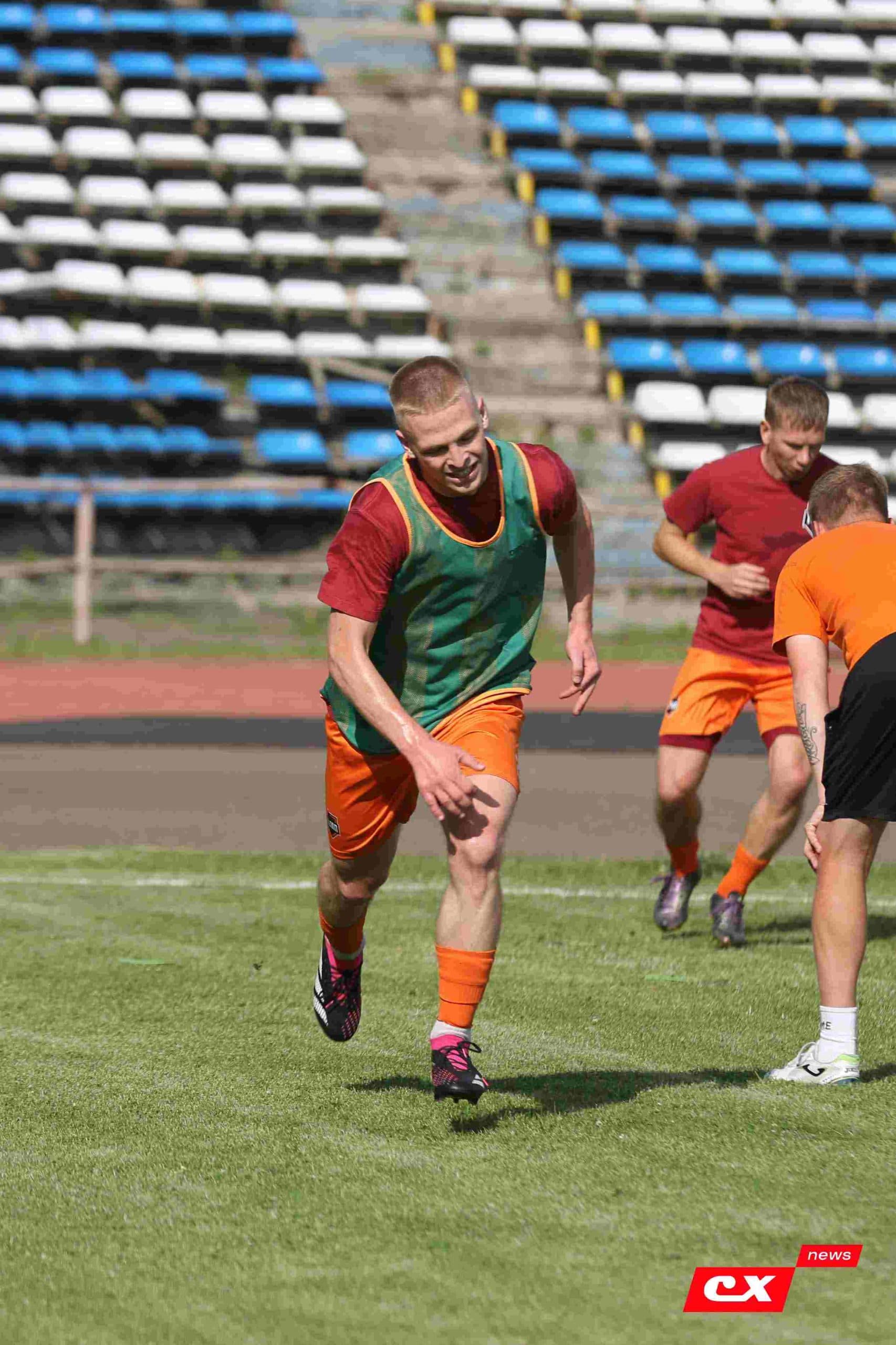 «Динамо-Барнаул-М» 1:3 «Темп». Кубок Сибири. 27.06.2025. Владимир Мартынов («CX News») — кадр 1