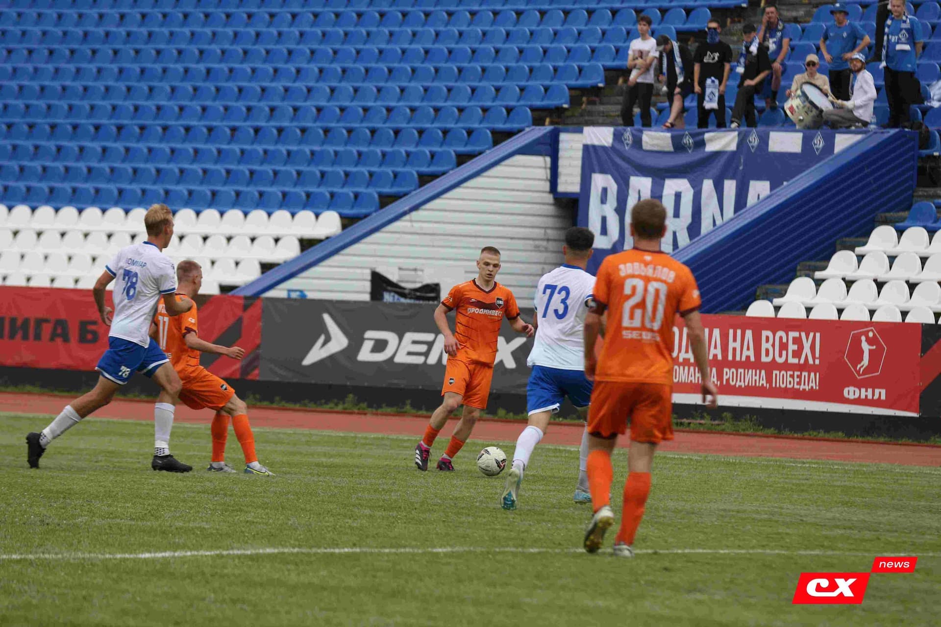 «Динамо-Барнаул-М» 1:3 «Темп». Кубок Сибири. 27.06.2025. Владимир Мартынов («CX News») — кадр 276