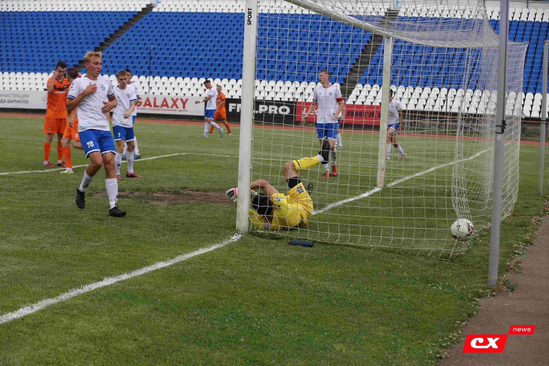 «Динамо-Барнаул-М» 1:3 «Темп». Кубок Сибири. 27.06.2025. Владимир Мартынов («CX News») — кадр 287