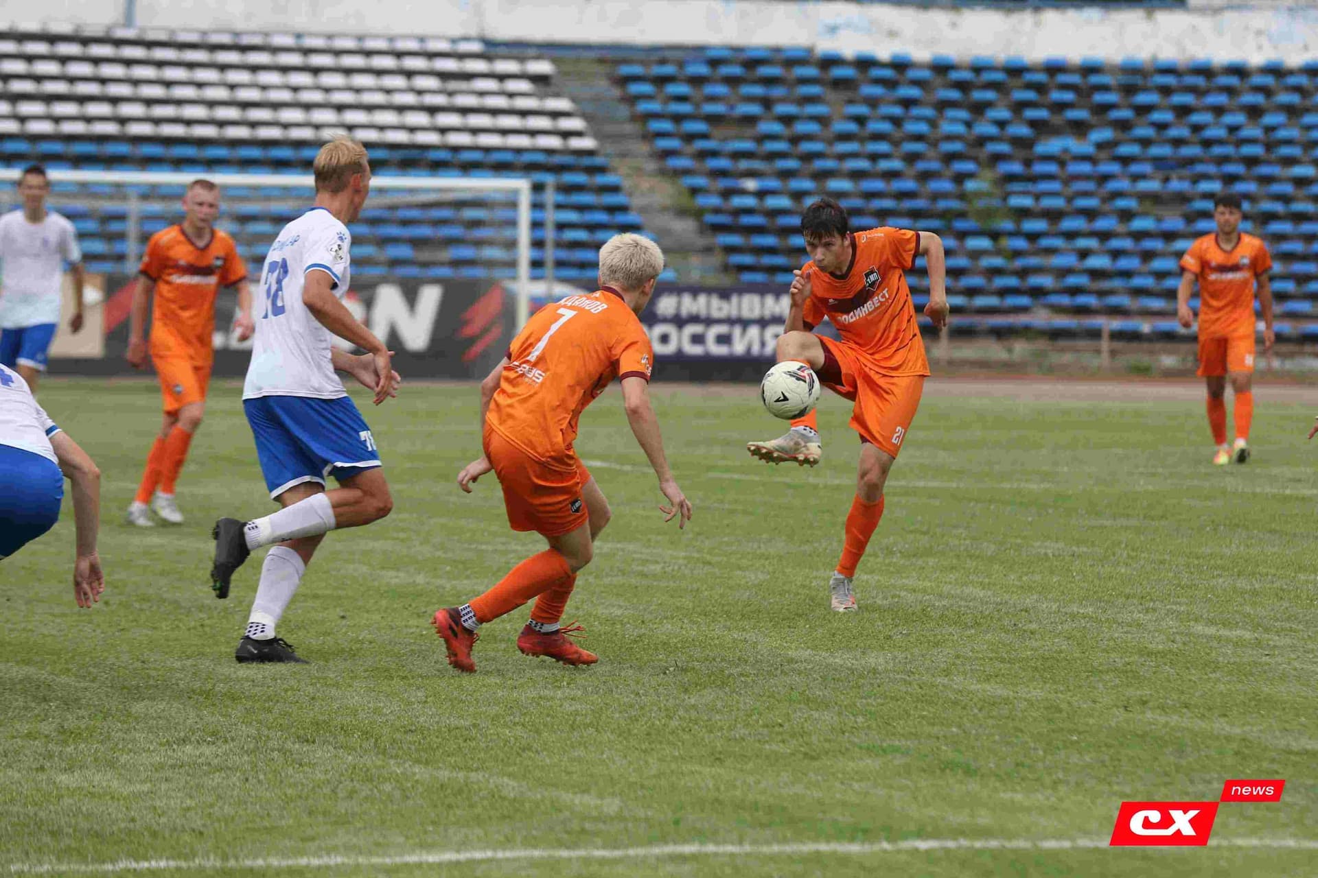 «Динамо-Барнаул-М» 1:3 «Темп». Кубок Сибири. 27.06.2025. Владимир Мартынов («CX News») — кадр 304