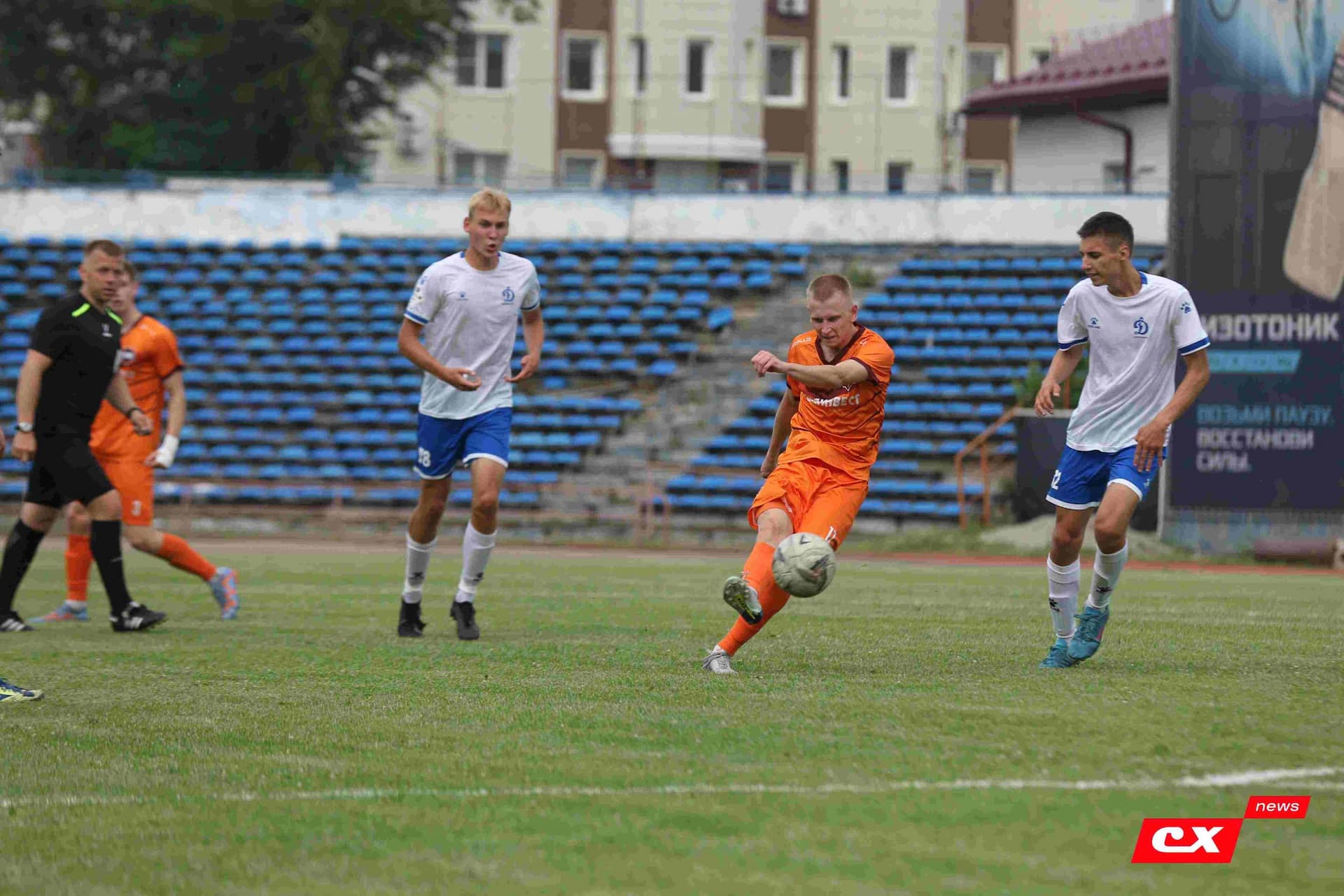 «Динамо-Барнаул-М» 1:3 «Темп». Кубок Сибири. 27.06.2025. Владимир Мартынов («CX News») — кадр 327