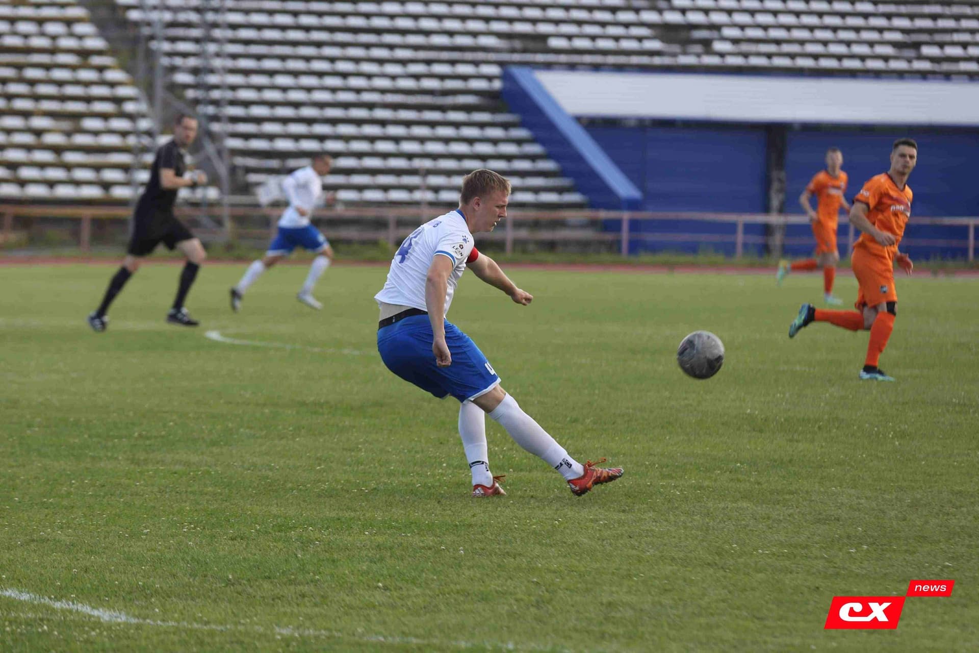 «Динамо-Барнаул-М» 1:2 «Темп». Третья лига. 12.07.2025. Владимир Мартынов («CX News») — кадр 128