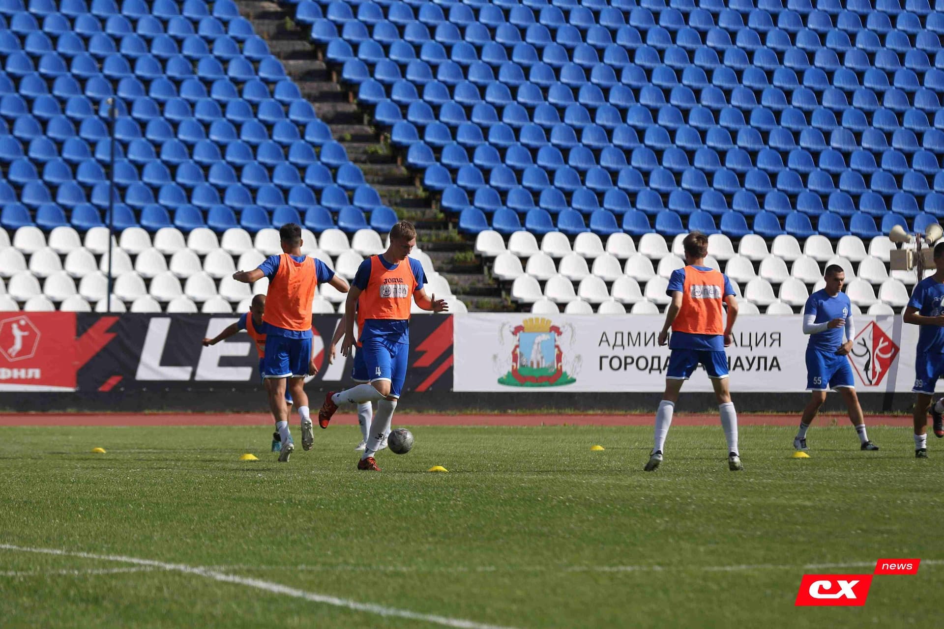 «Динамо-Барнаул-М» 1:2 «Темп». Третья лига. 12.07.2025. Владимир Мартынов («CX News») — кадр 36