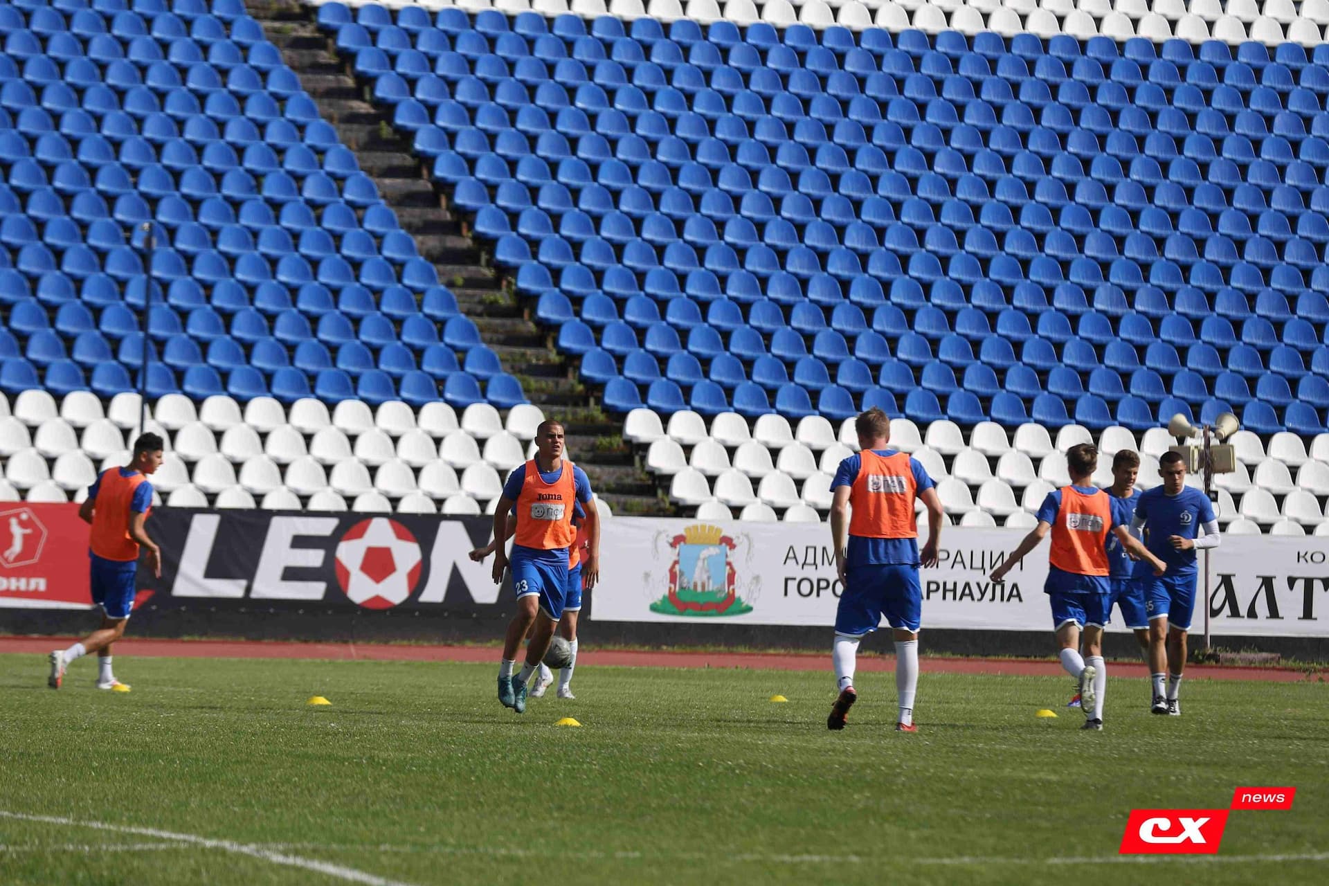 «Динамо-Барнаул-М» 1:2 «Темп». Третья лига. 12.07.2025. Владимир Мартынов («CX News») — кадр 37