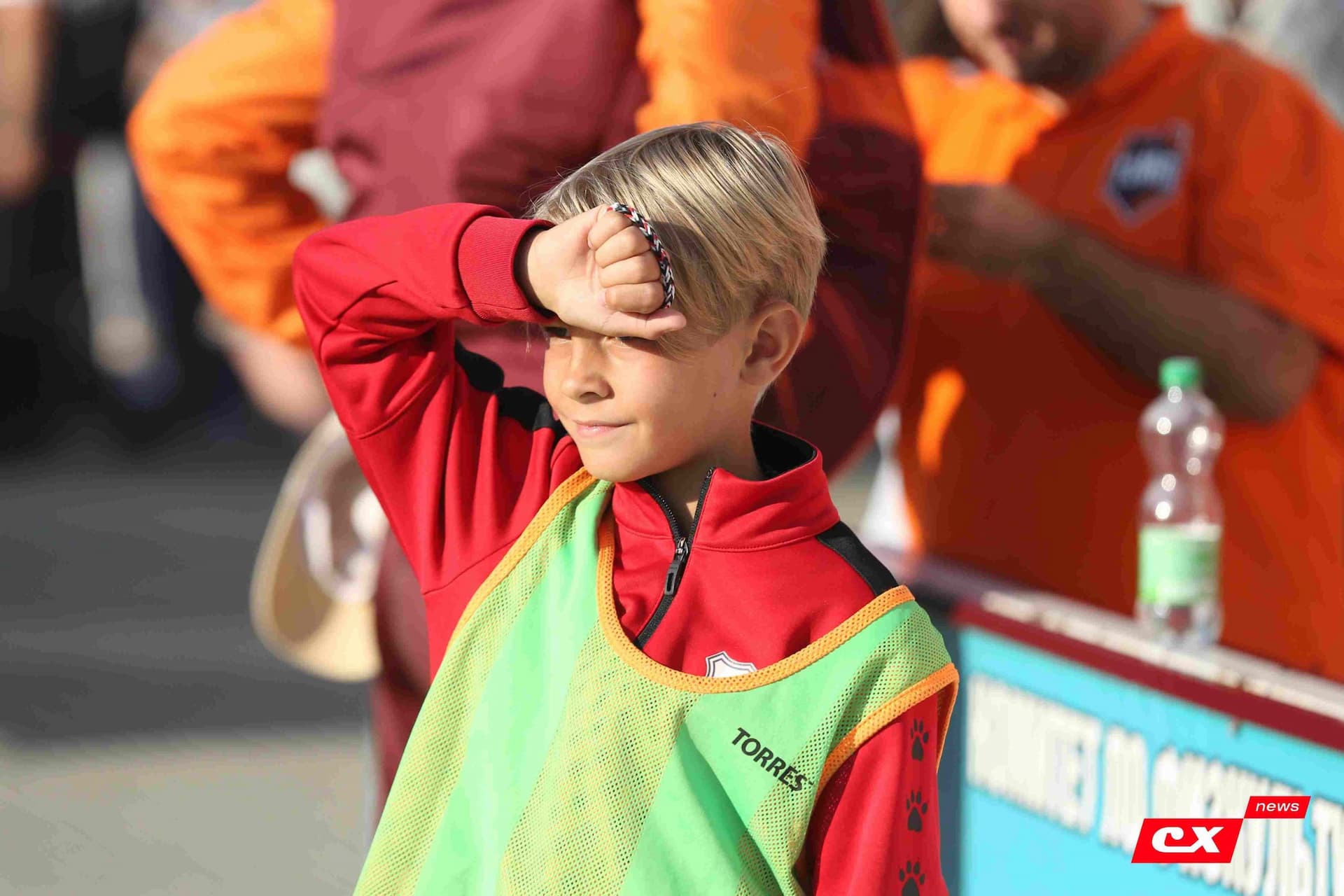 «Полимер» 2:2 «Темп». Третья лига. 05.09.2025. Владимир Мартынов («CX News») и Александр Чёрный («Алтайский спорт») — кадр 108