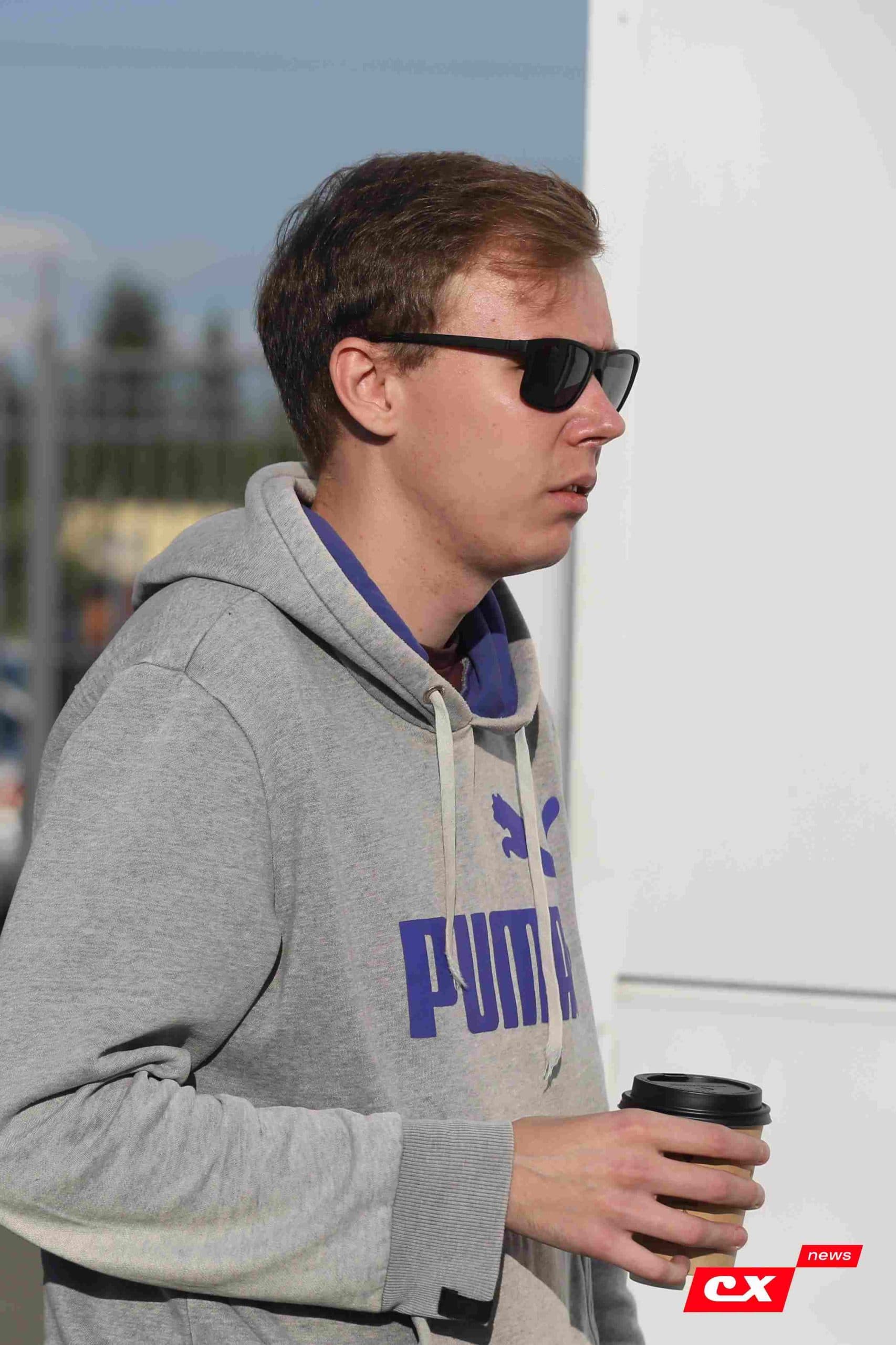 «Полимер» 2:2 «Темп». Третья лига. 05.09.2025. Владимир Мартынов («CX News») и Александр Чёрный («Алтайский спорт») — кадр 36