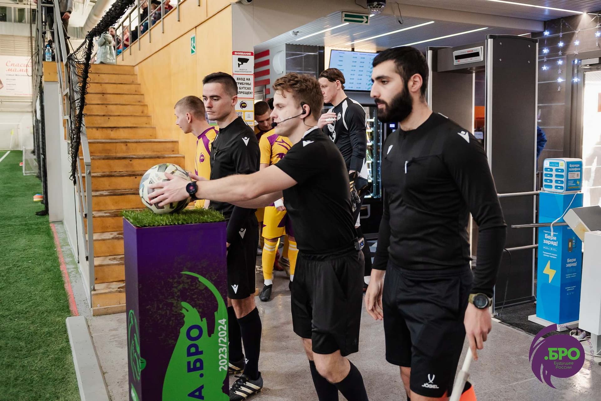 Сборная «Лиги .БРО» 2:2 (пен. 3-5) «Темп». MATCHDAY. 23.12.2023 — кадр 6