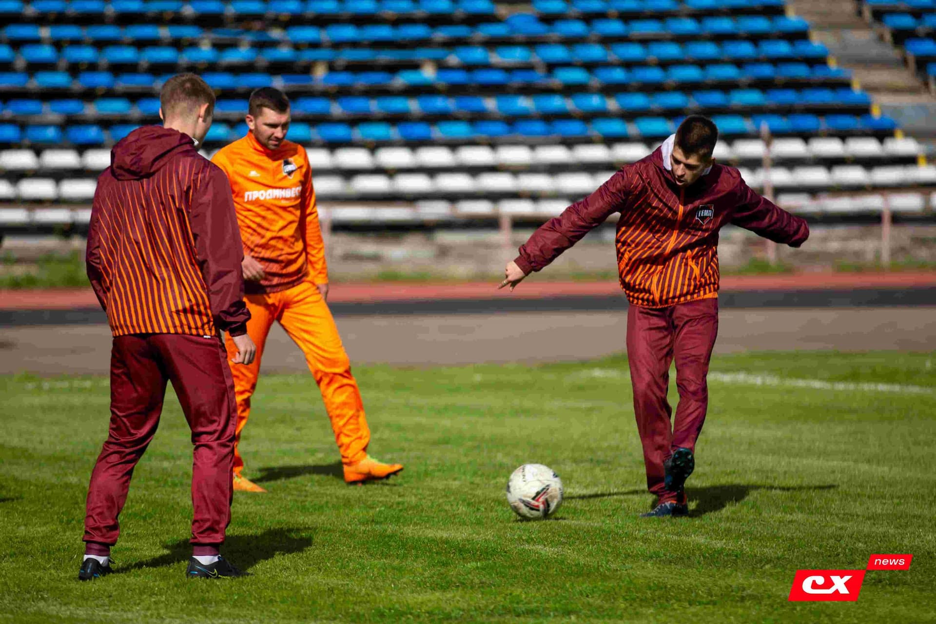 «Динамо-Барнаул-М» 0:4 «Темп». Третья лига. 31.05.2024. CX News — кадр 17