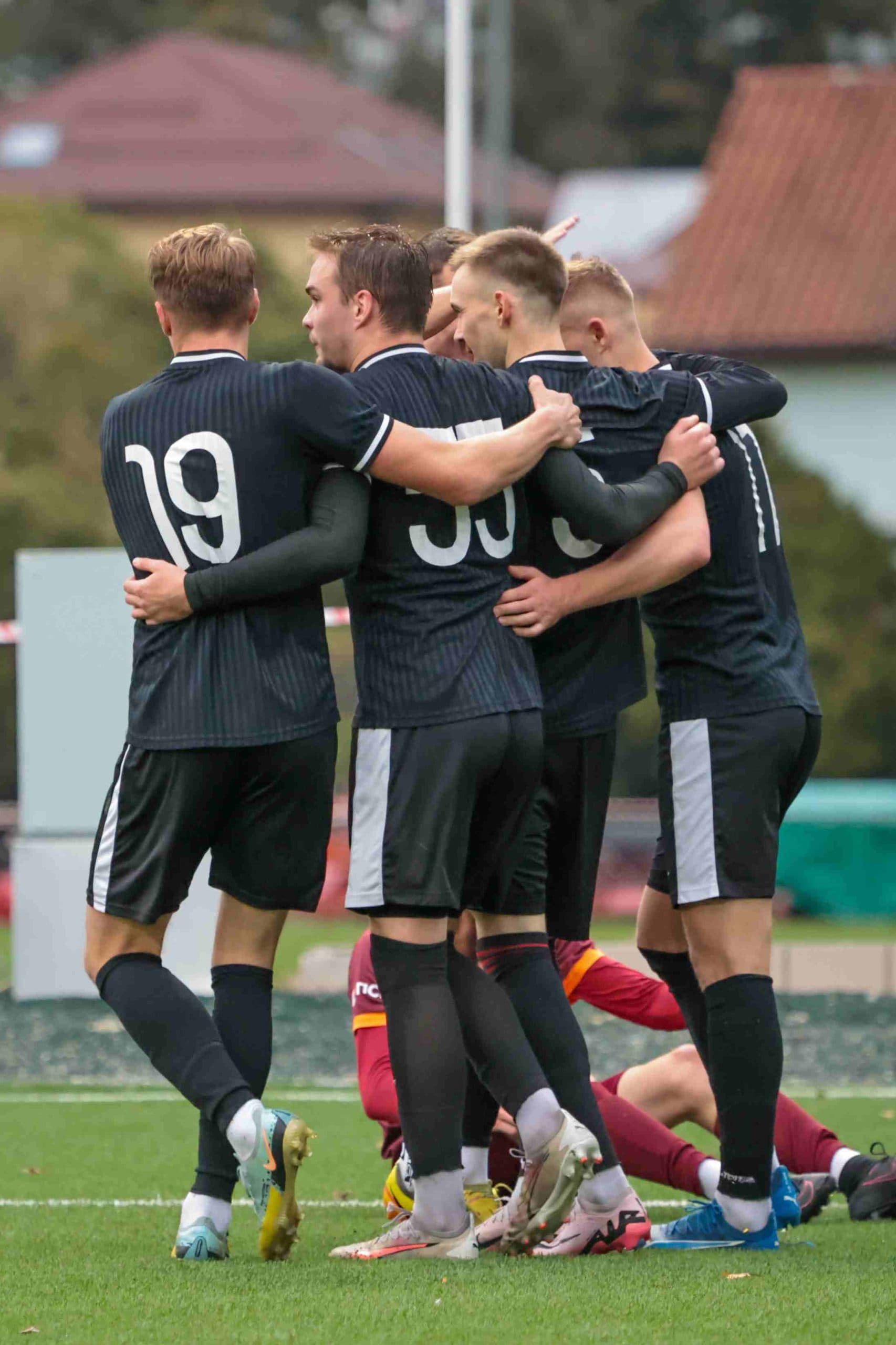 «Дорожник» 3:3 (4-2 пен.) «Темп». Финальный этап Третьей лиги. 07.11.2024 — кадр 20