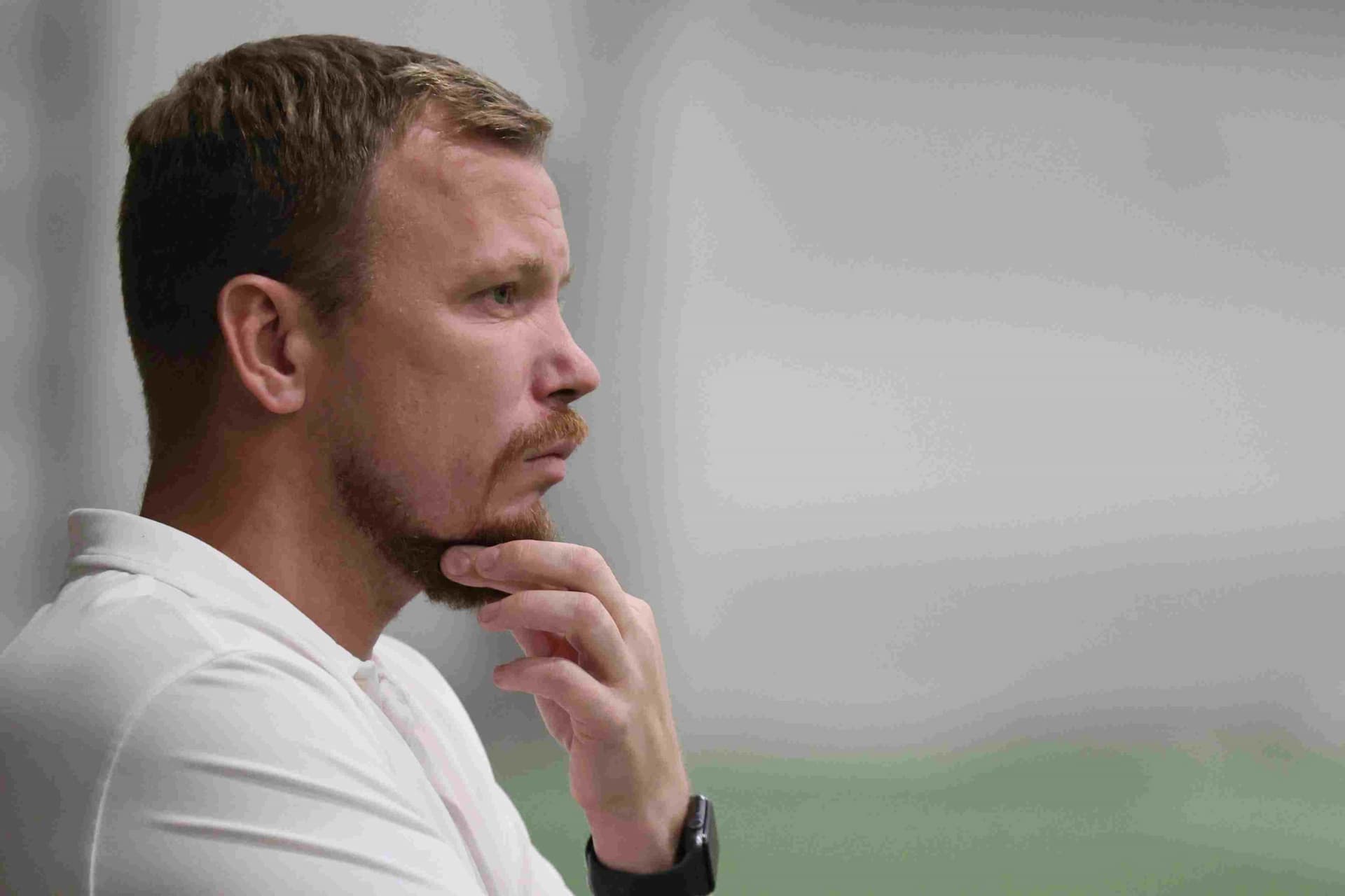 «Темп» 1:0 «Динамо-Барнаул-М». Третья лига. 05.10.2025. Александр Чёрный («Алтайский спорт»), Владимир Мартынов («CX News») — кадр 29