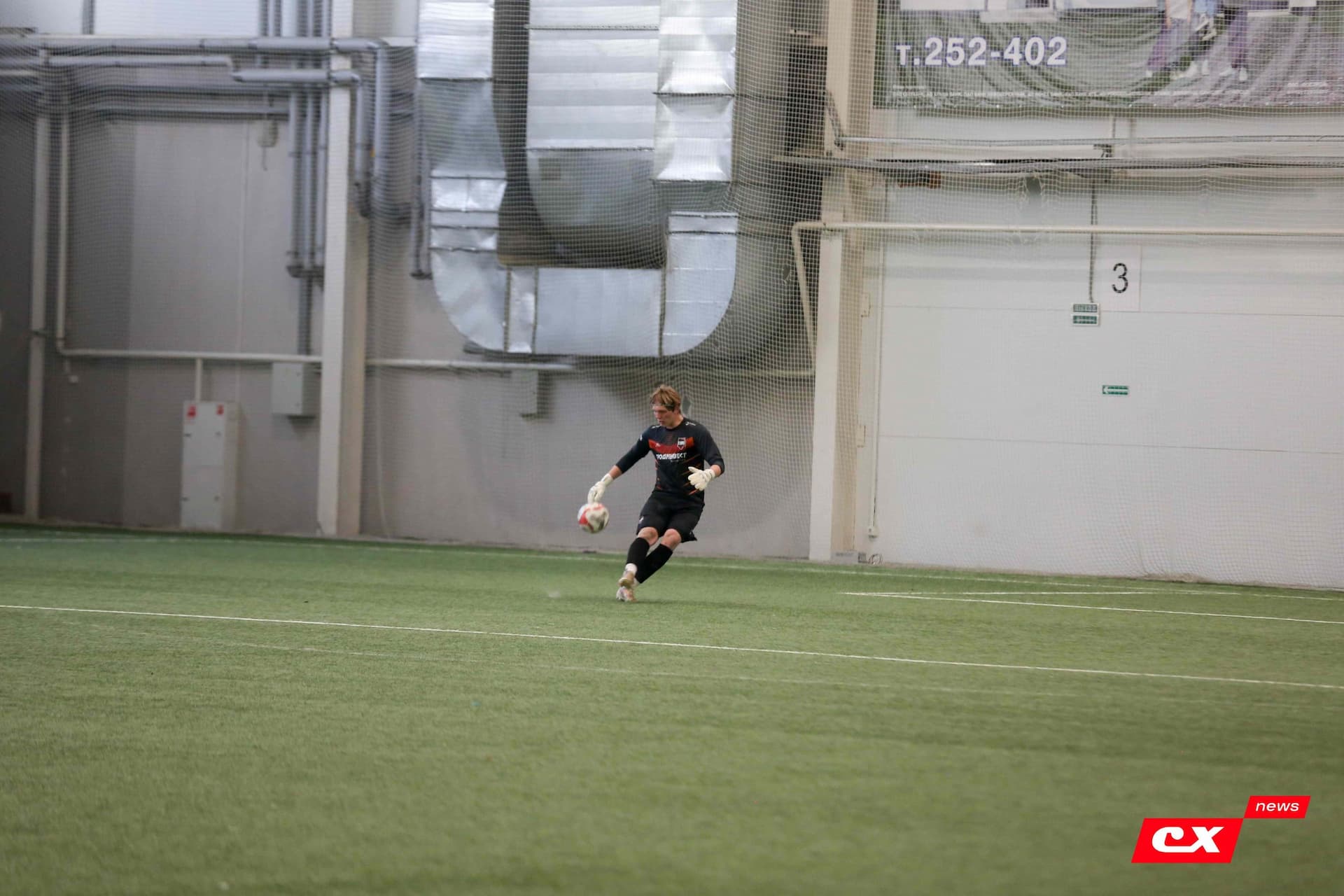 «Темп» 1:0 «Новокузнецк». Третья лига. 02.05.2025. Владимир Мартынов («CX News») — кадр 34