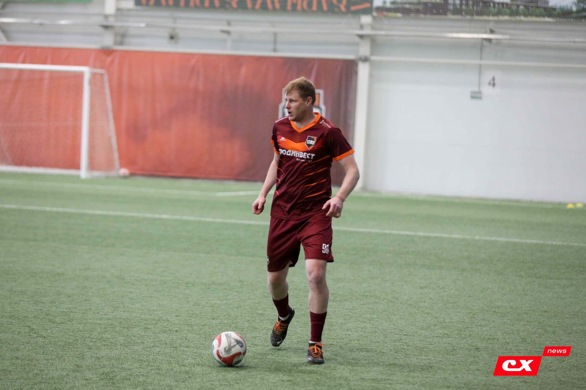 «Темп» 1:0 «Новокузнецк». Третья лига. 02.05.2025. Владимир Мартынов («CX News») — кадр 56