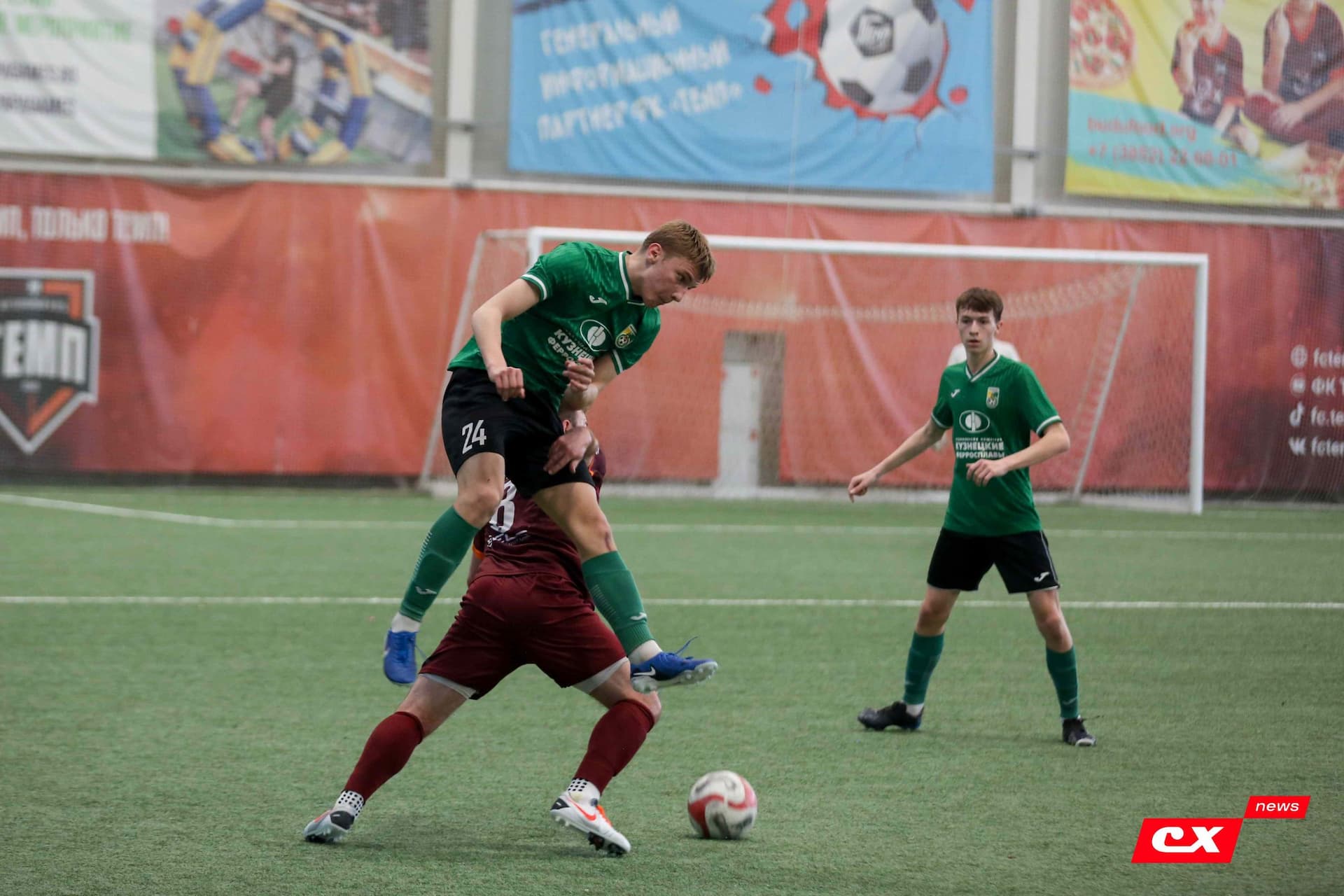 «Темп» 1:0 «Новокузнецк». Третья лига. 02.05.2025. Владимир Мартынов («CX News») — кадр 81