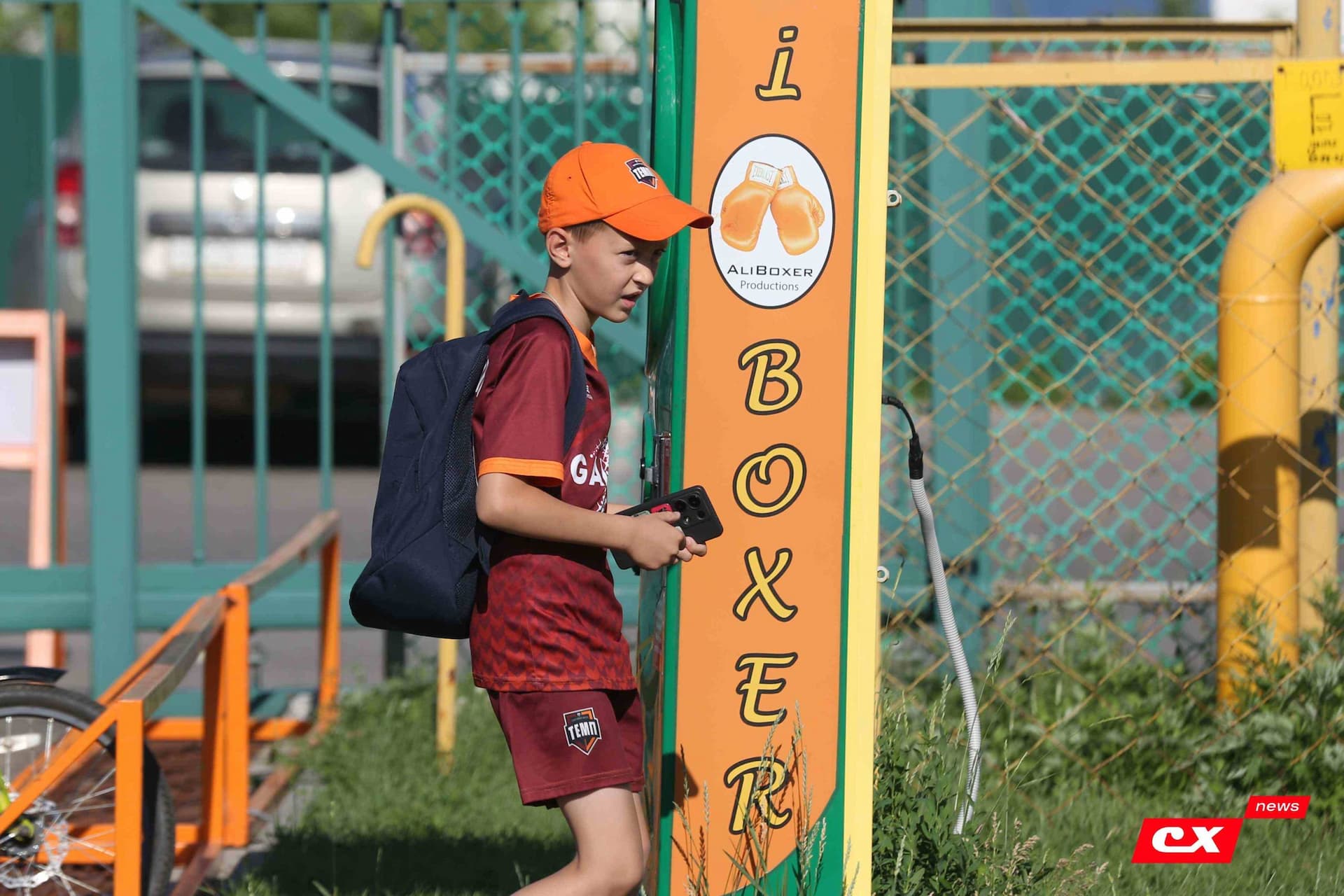 «Темп» 4:1 «Сибирь-М». Третья лига. 22.06.2025. Владимир Мартынов («CX News») — кадр 17