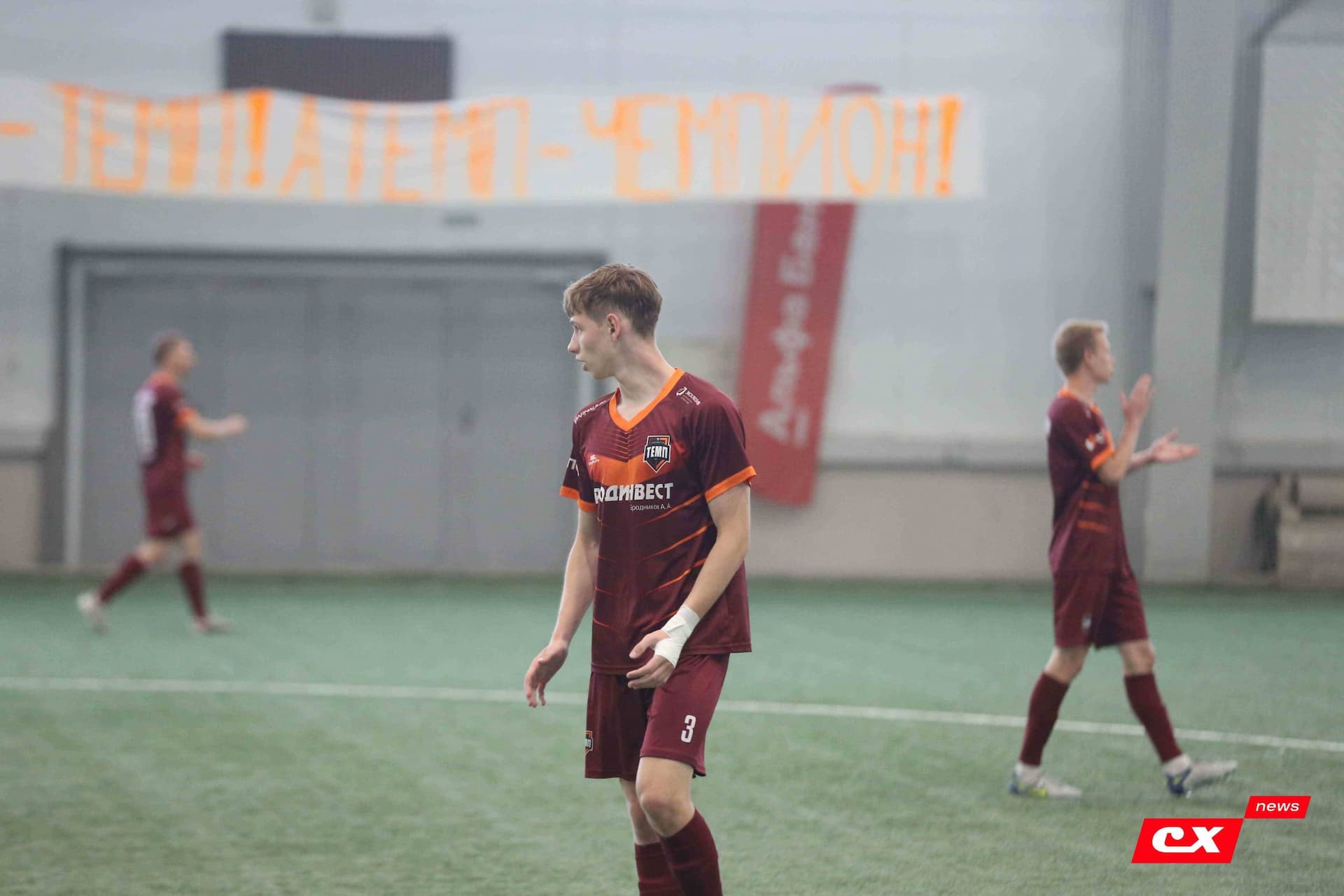 «Темп» 4:1 «Сибирь-М». Третья лига. 22.06.2025. Владимир Мартынов («CX News») — кадр 185
