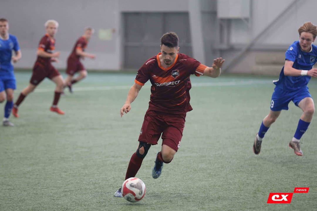 Выбираем лучшего игрока июня!