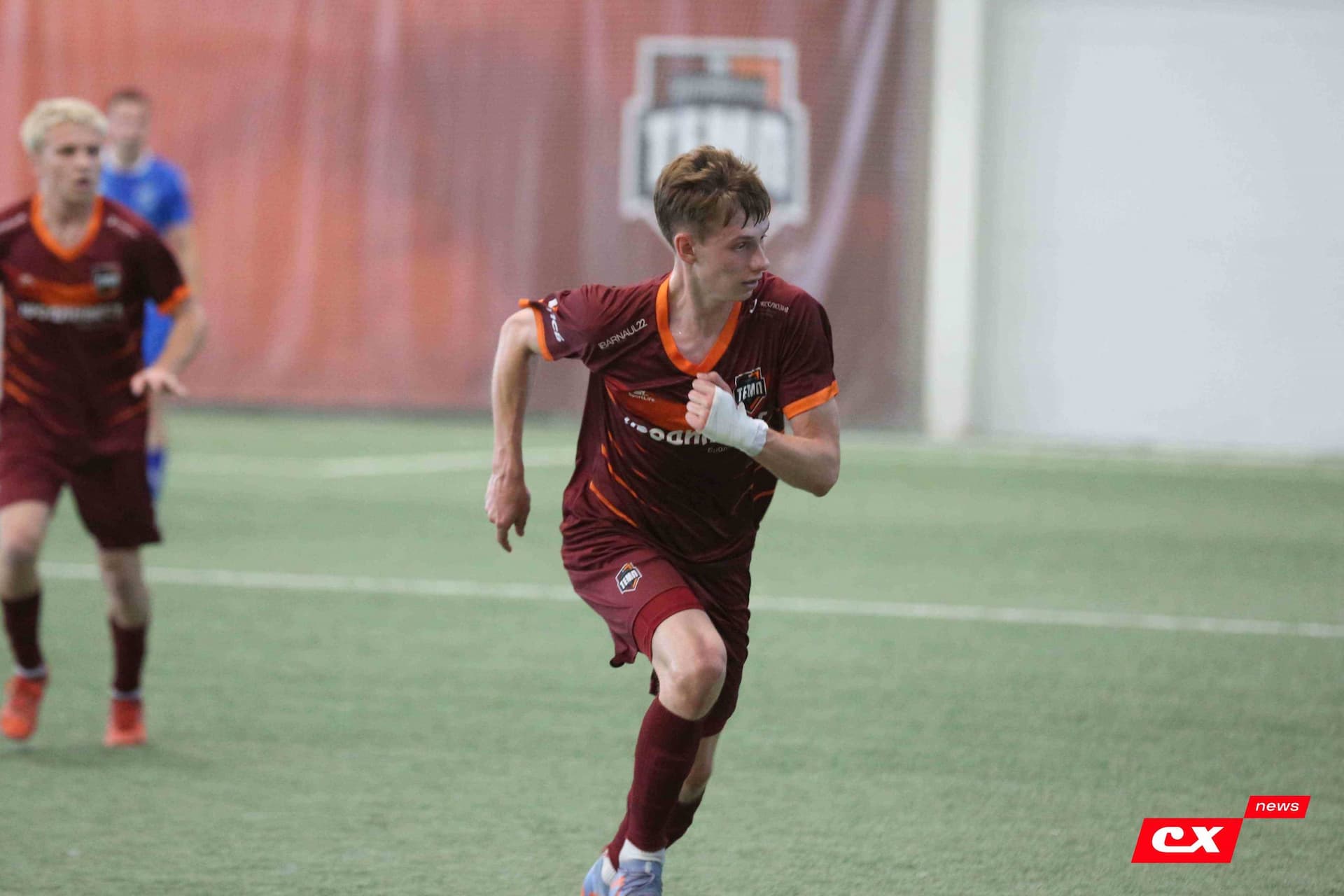 «Темп» 4:1 «Сибирь-М». Третья лига. 22.06.2025. Владимир Мартынов («CX News») — кадр 220