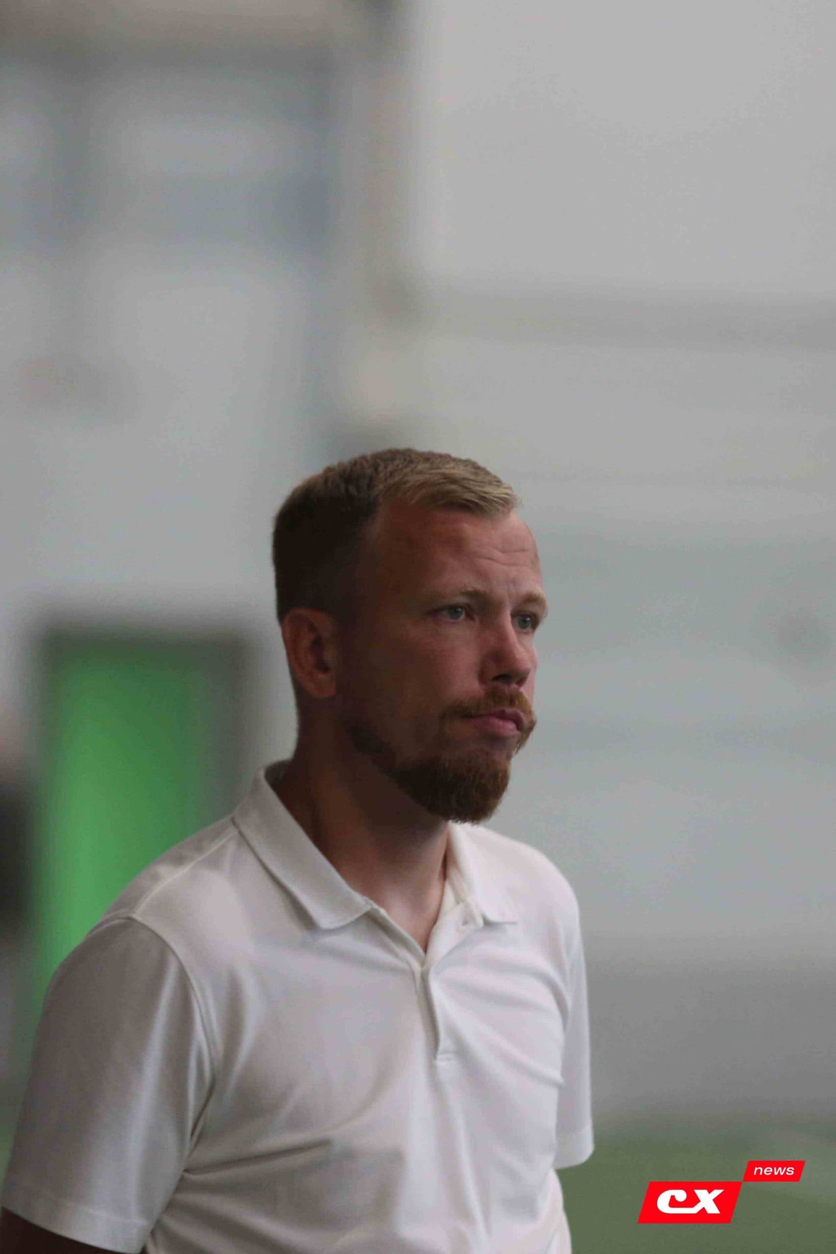 «Темп» 4:1 «Сибирь-М». Третья лига. 22.06.2025. Владимир Мартынов («CX News») — кадр 224