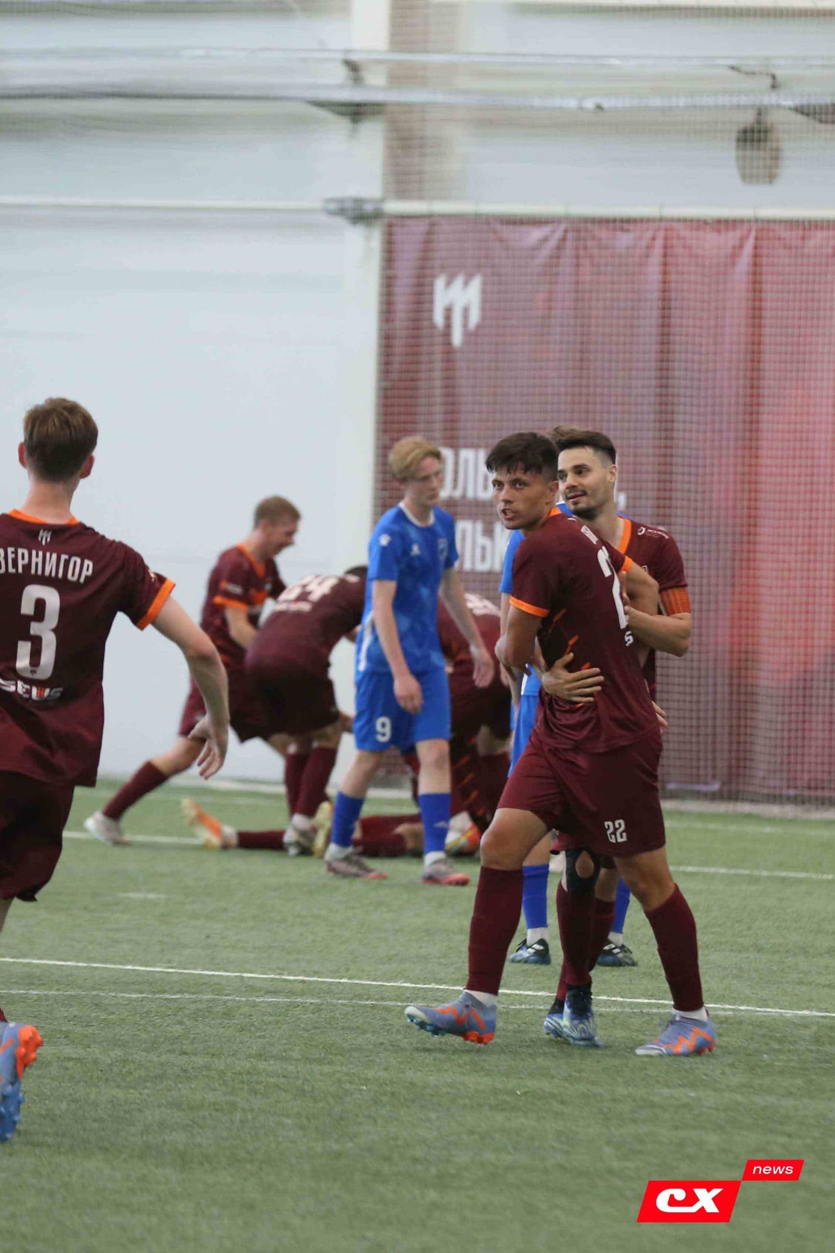 «Темп» 4:1 «Сибирь-М». Третья лига. 22.06.2025. Владимир Мартынов («CX News») — кадр 239