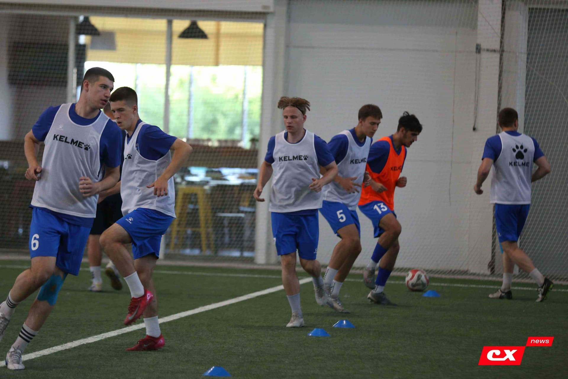 «Темп» 4:1 «Сибирь-М». Третья лига. 22.06.2025. Владимир Мартынов («CX News») — кадр 60