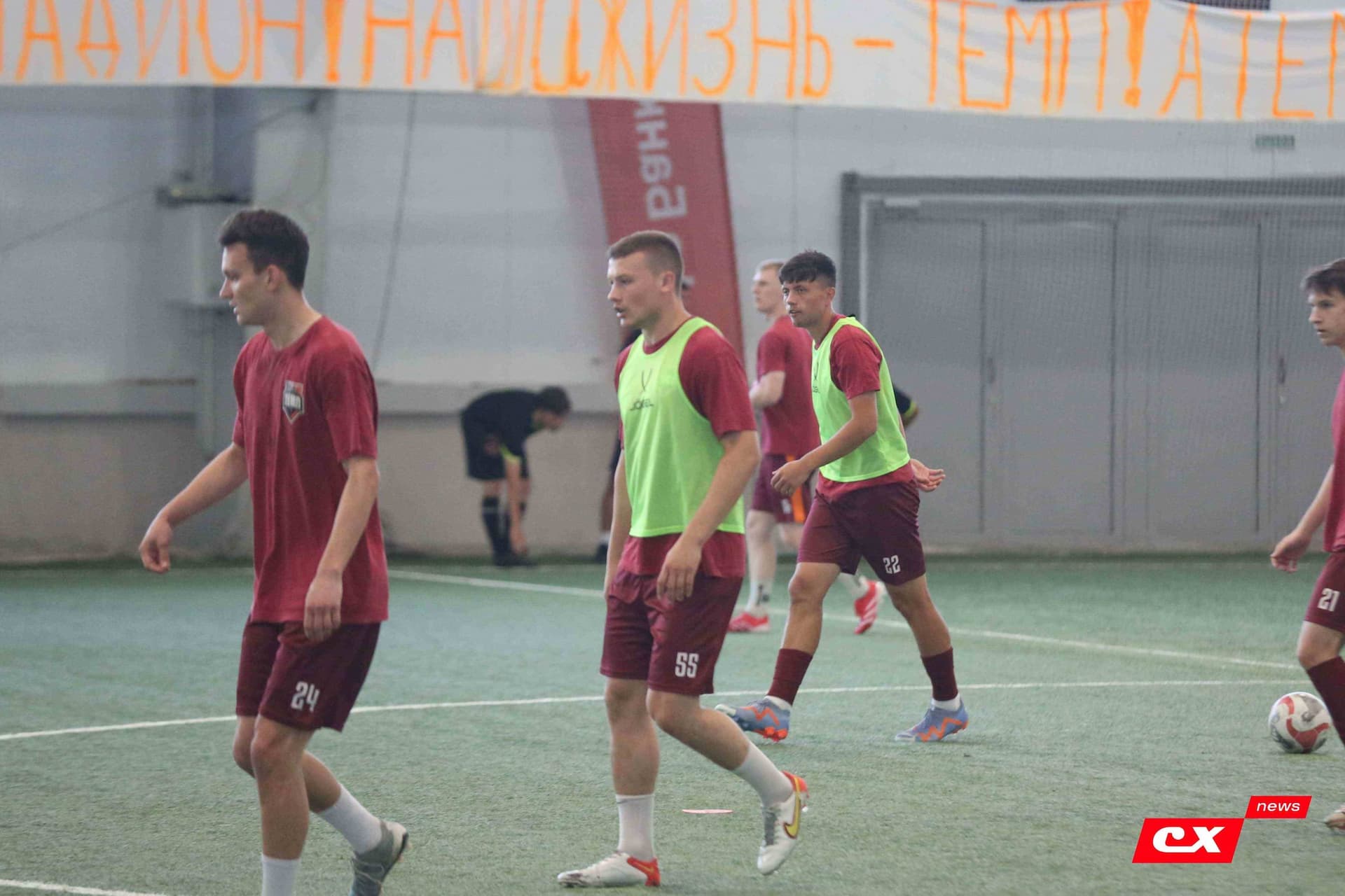 «Темп» 4:1 «Сибирь-М». Третья лига. 22.06.2025. Владимир Мартынов («CX News») — кадр 75