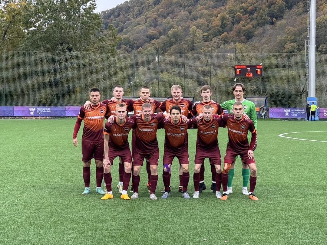 Набираем одно очко в первом матче на турнире в Сочи!