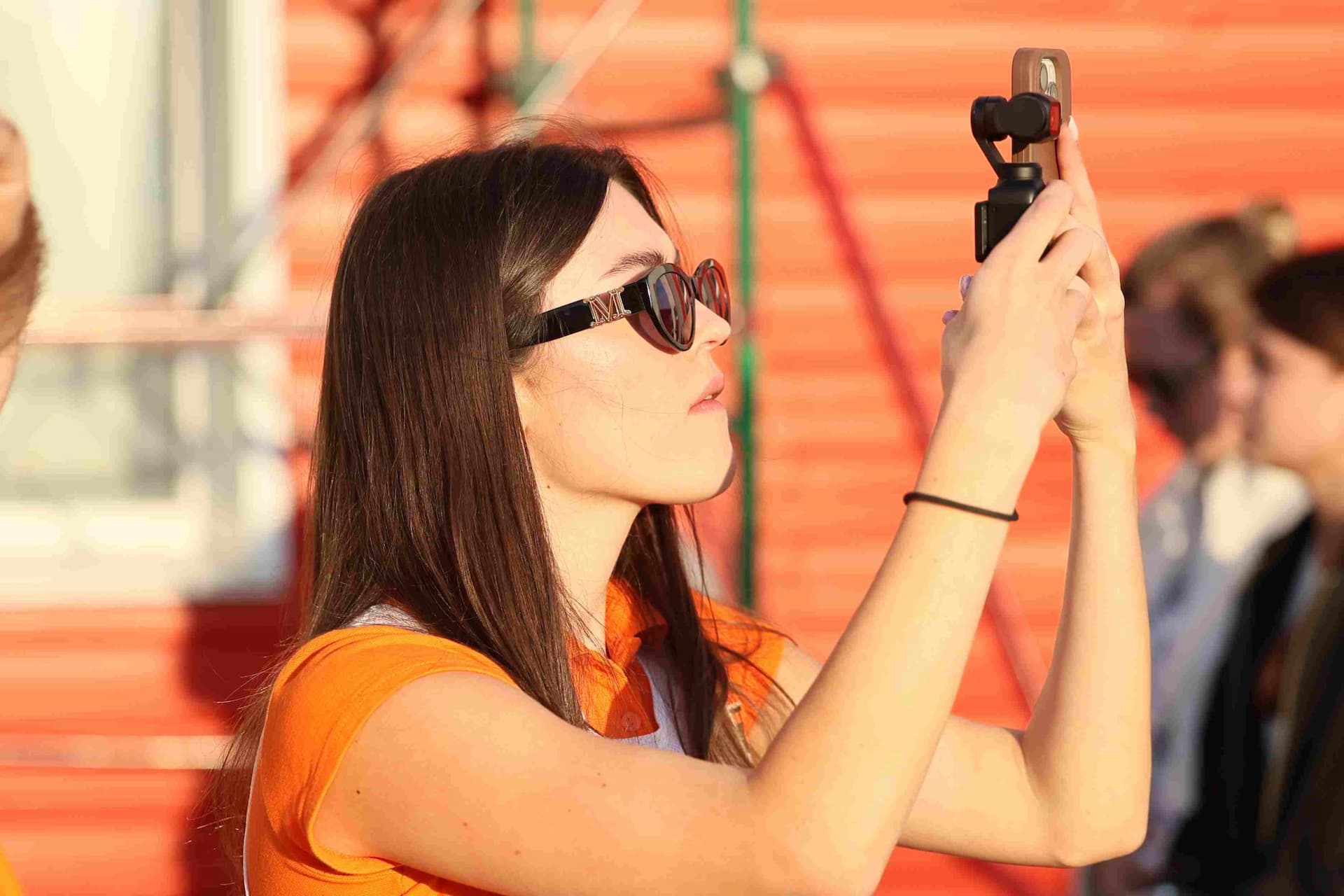 «Полимер» 2:2 «Темп». Третья лига. 05.09.2025. Владимир Мартынов («CX News») и Александр Чёрный («Алтайский спорт») — кадр 219