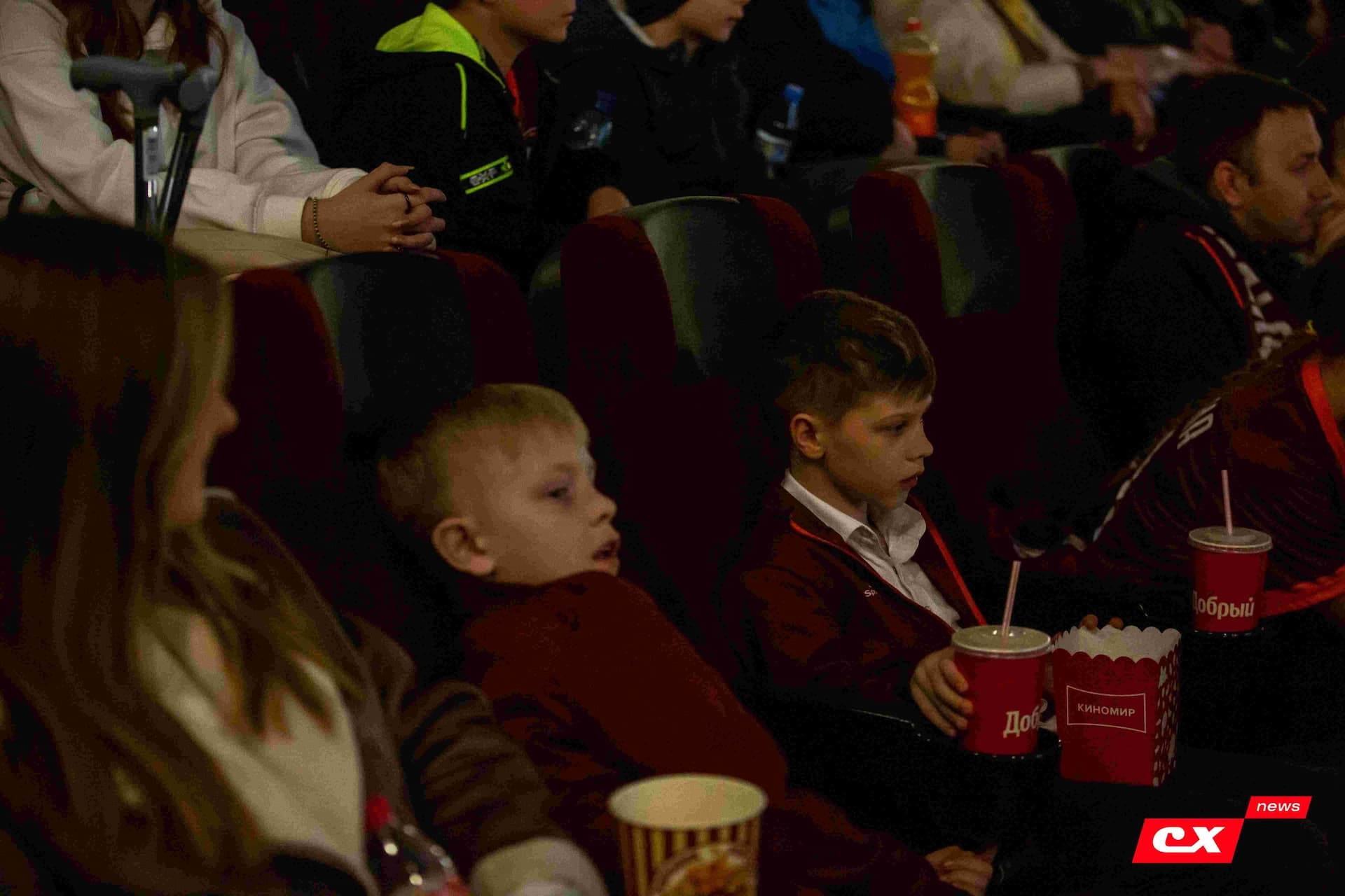 Премьера фильма «Темп. Профессиональные любители». 24.04.2024. CX News — кадр 78