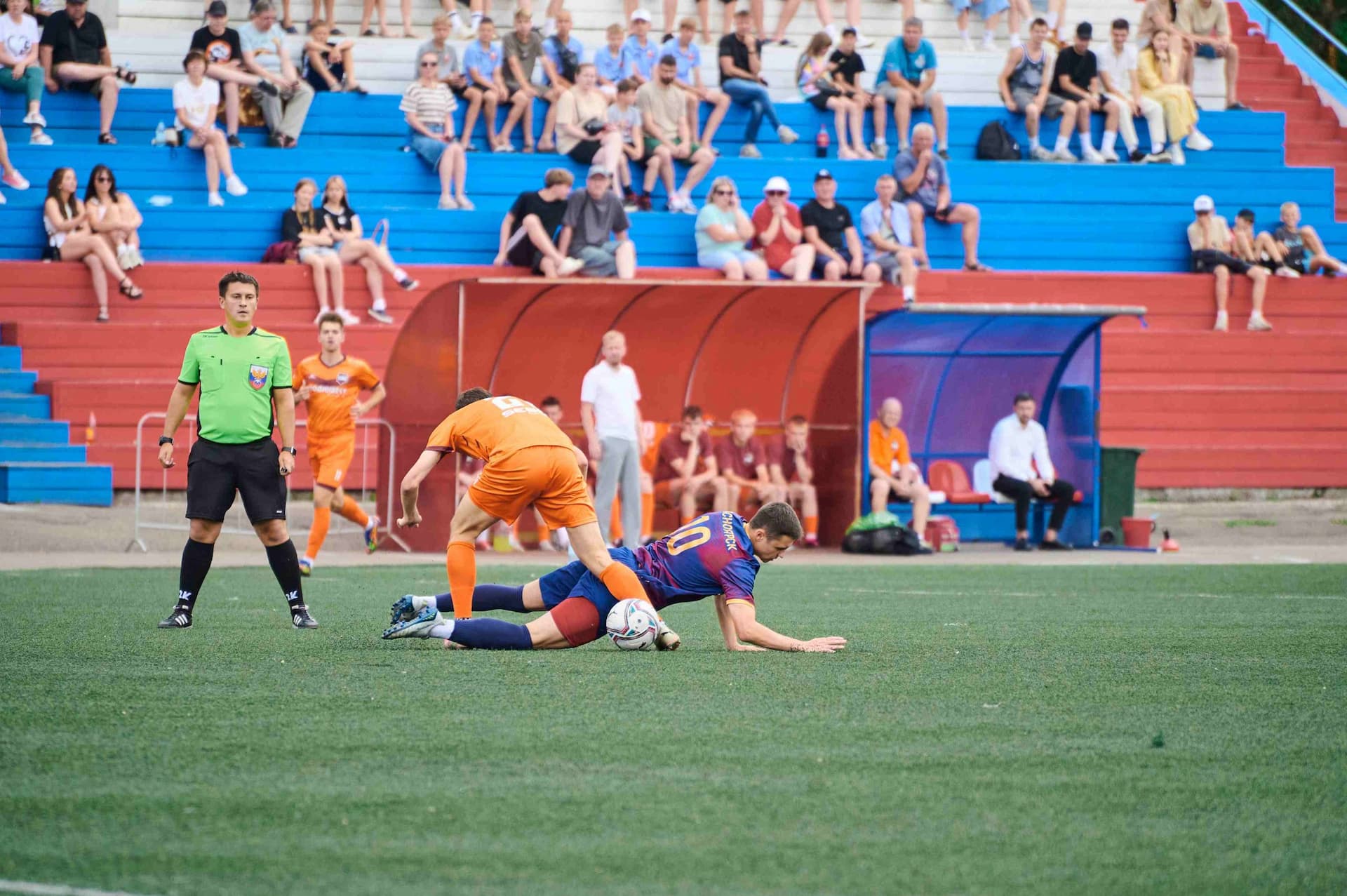 «Рассвет» 2:4 «Темп». Третья лига. 15.06.2025. Пресс-служба «Рассвета» — кадр 4