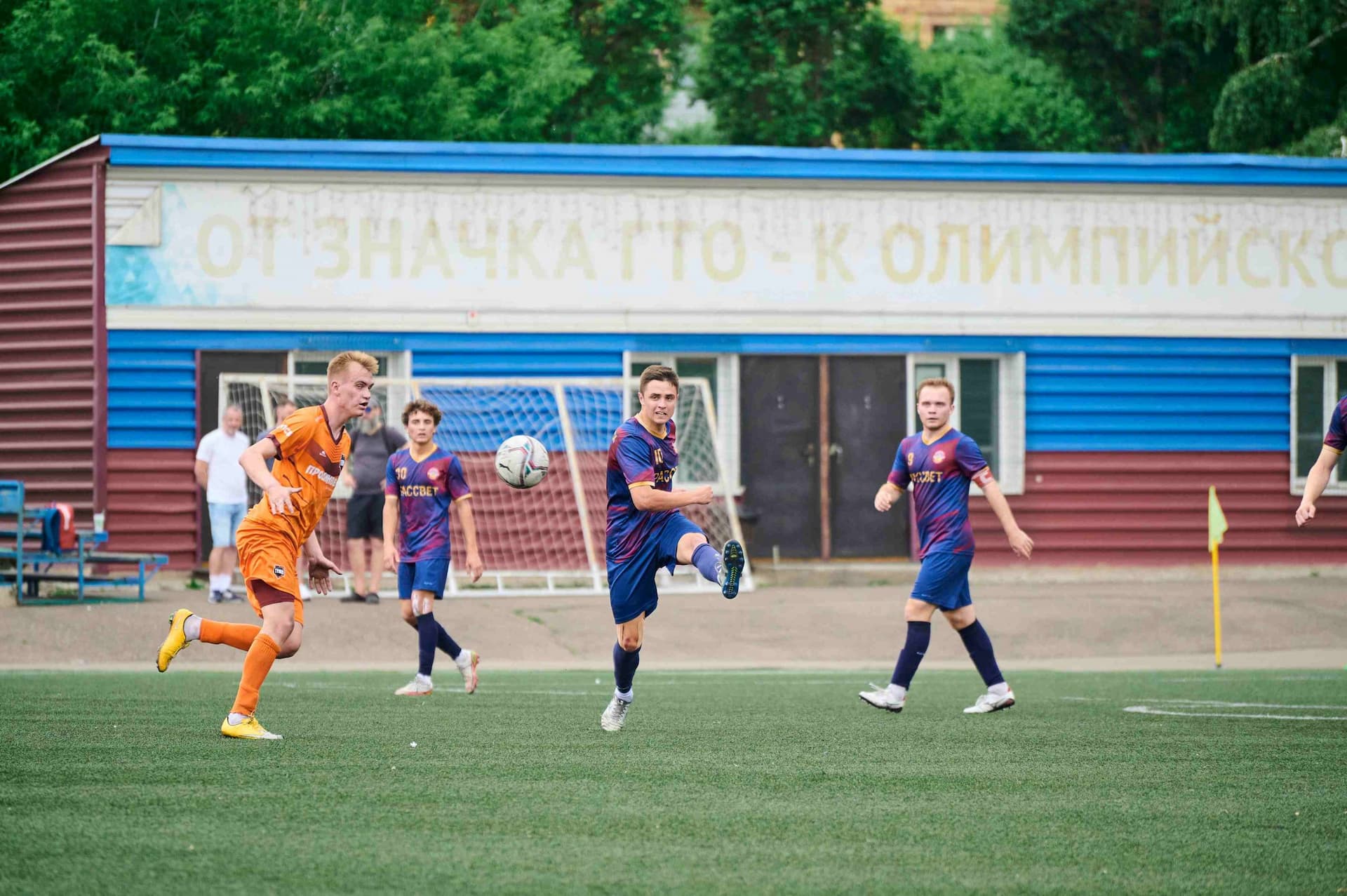 «Рассвет» 2:4 «Темп». Третья лига. 15.06.2025. Пресс-служба «Рассвета» — кадр 90