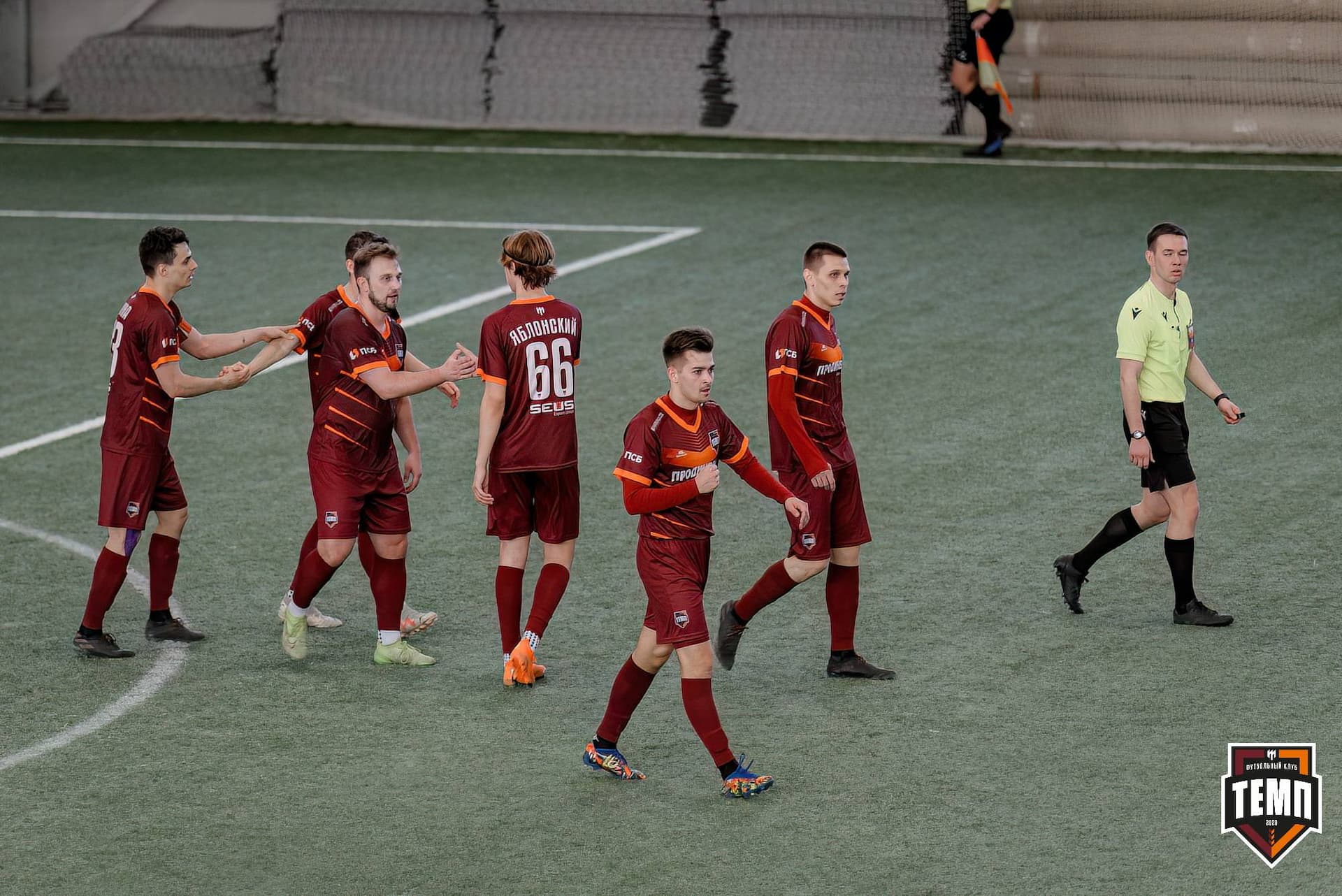 «Темп» 5:0 «Бурятия». Третья лига. 25.04.2025 — кадр 196