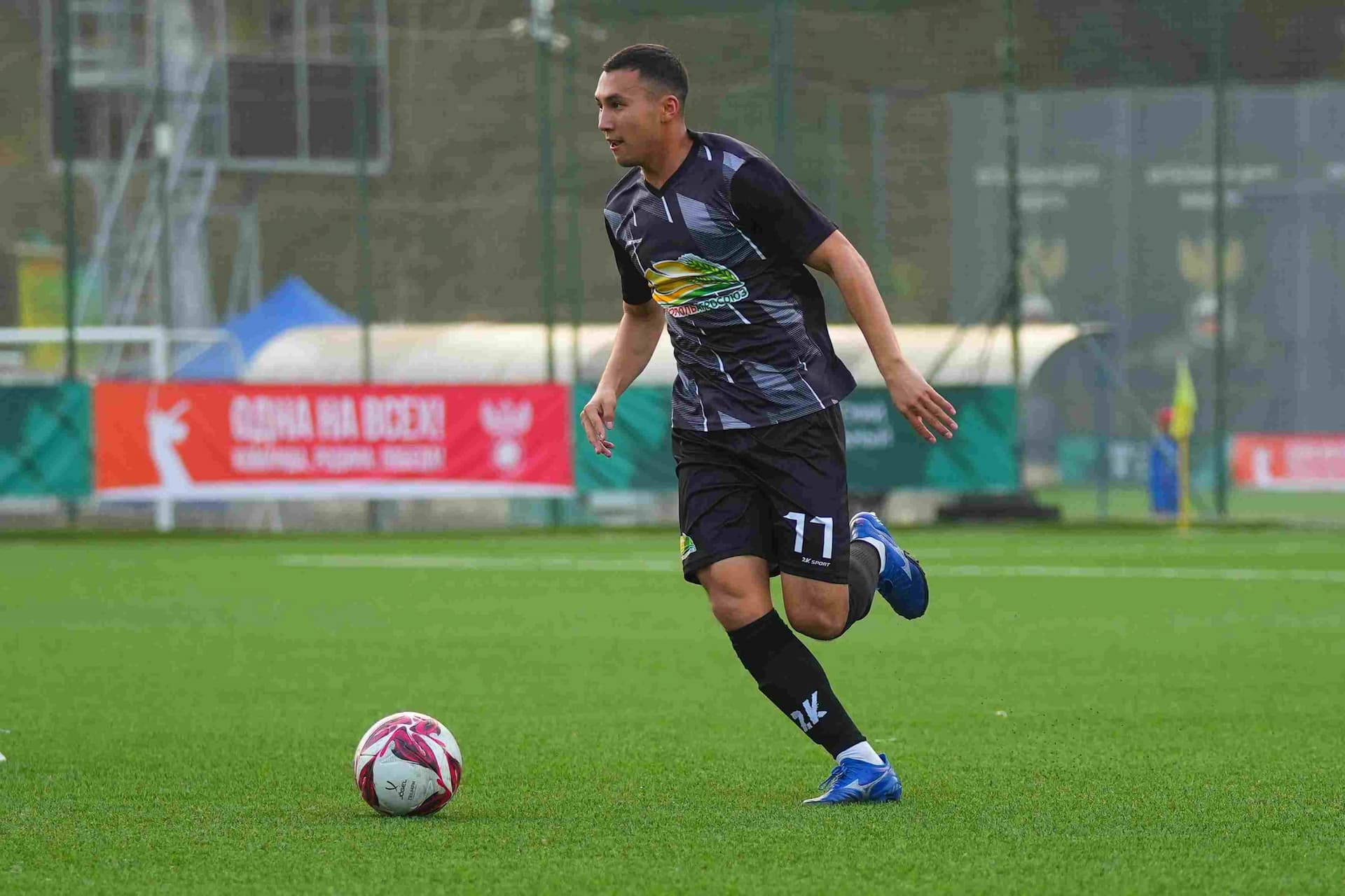 «СтавропольАгроСоюз» 3:4 «Темп». Финальный этап Третьей лиги. 10.11.2025. РФС — кадр 43