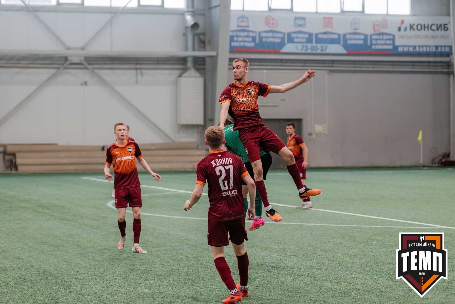 «Темп» 0:1 «Новокузнецк». Третья лига. 05.05.2024 — кадр 112