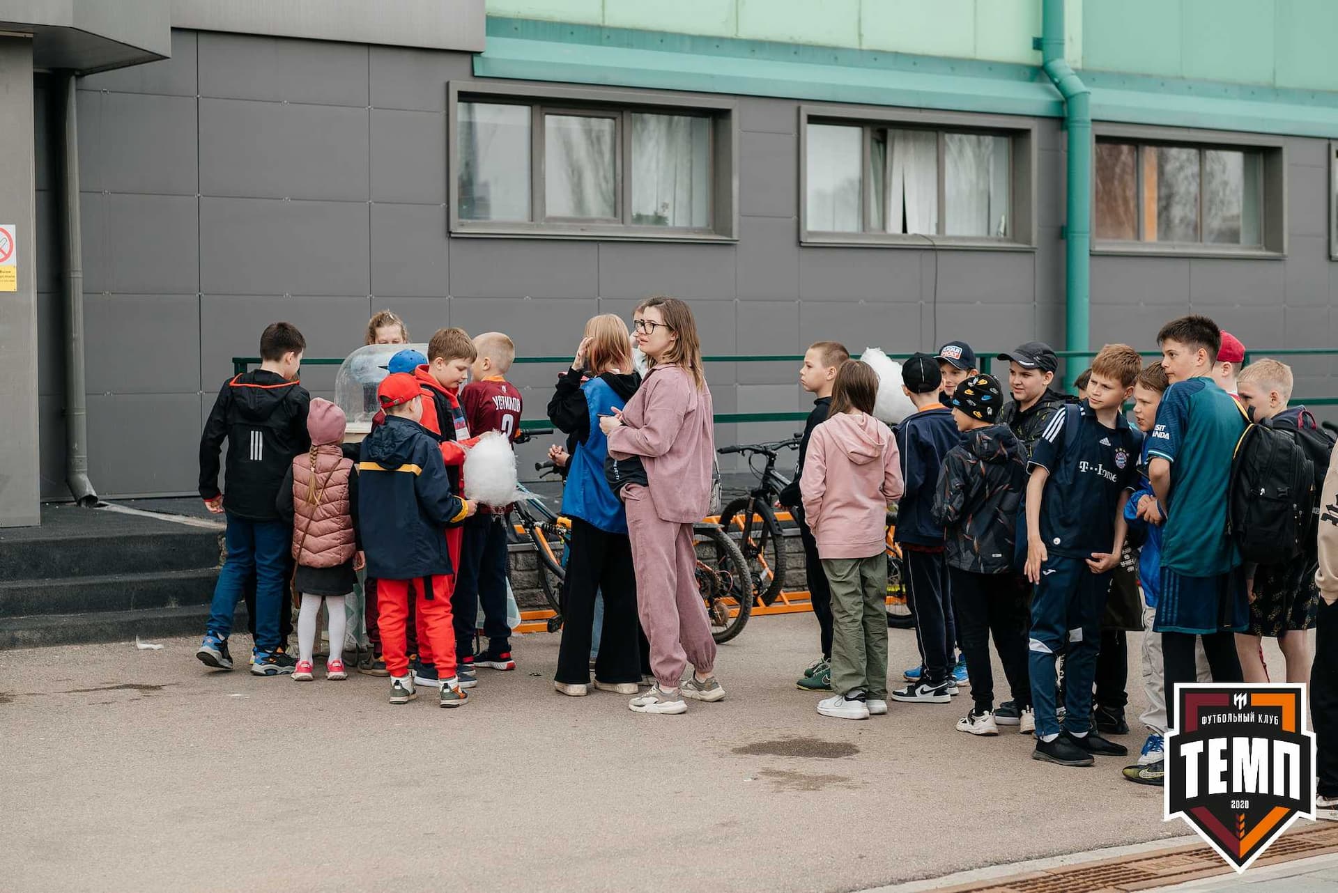 «Темп» 0:1 «Новокузнецк». Третья лига. 05.05.2024 — кадр 3