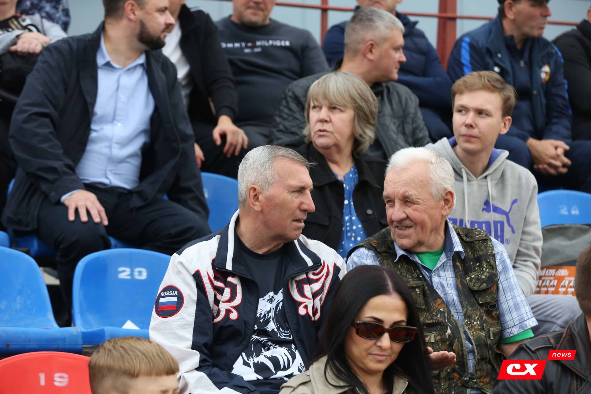 «Темп» 0:1 «Знамя Труда». FONBET Кубок России. 10.09.2025. СМИ: Владимир Мартынов («CX News»), Александр Чёрный («Алтайский спорт»), Виталий Барабаш (Сетевое издание "Толк"), Андрей Каспришин («Алтайская правда») — кадр 154