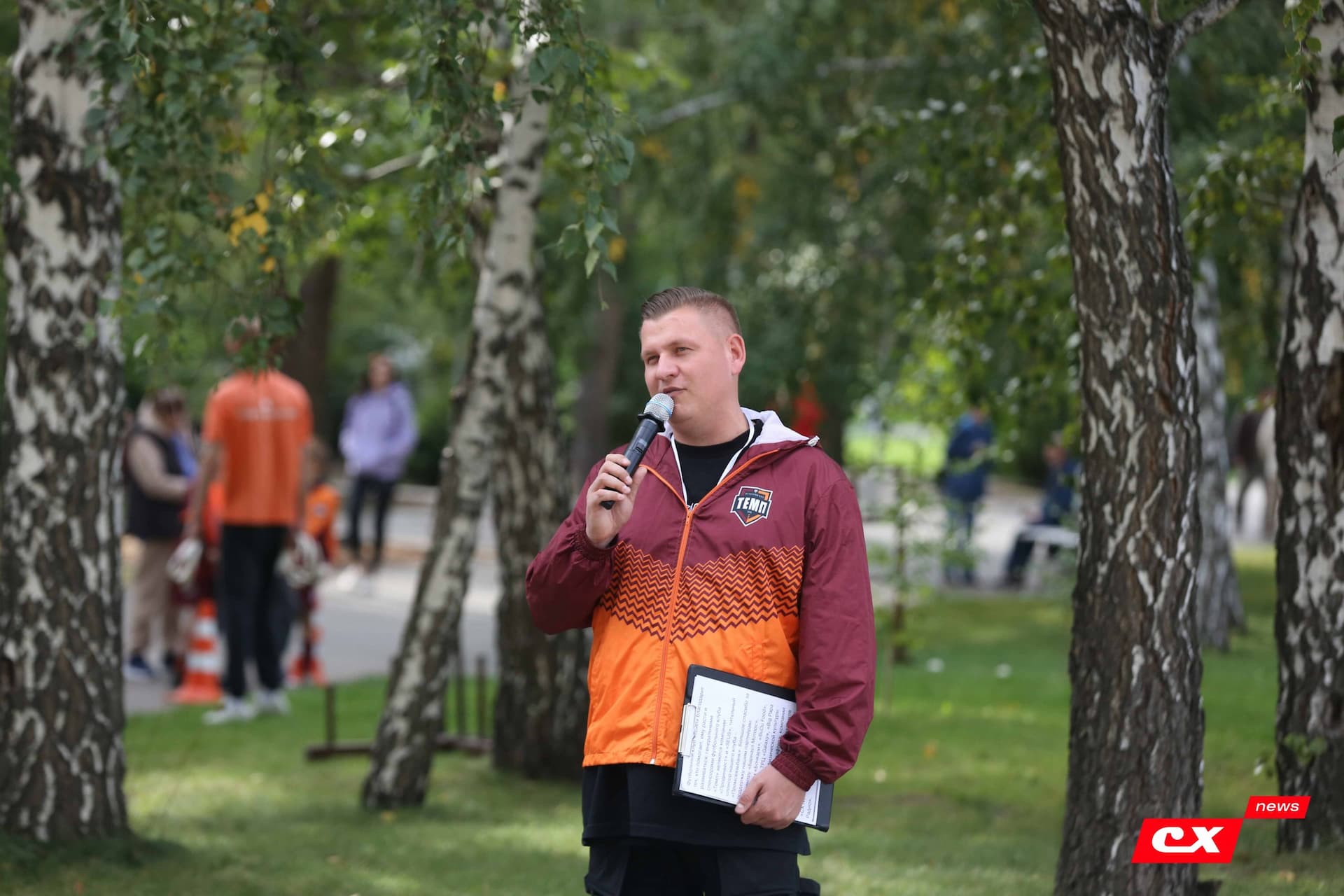 «Темп» 0:1 «Знамя Труда». FONBET Кубок России. 10.09.2025. СМИ: Владимир Мартынов («CX News»), Александр Чёрный («Алтайский спорт»), Виталий Барабаш (Сетевое издание "Толк"), Андрей Каспришин («Алтайская правда») — кадр 19