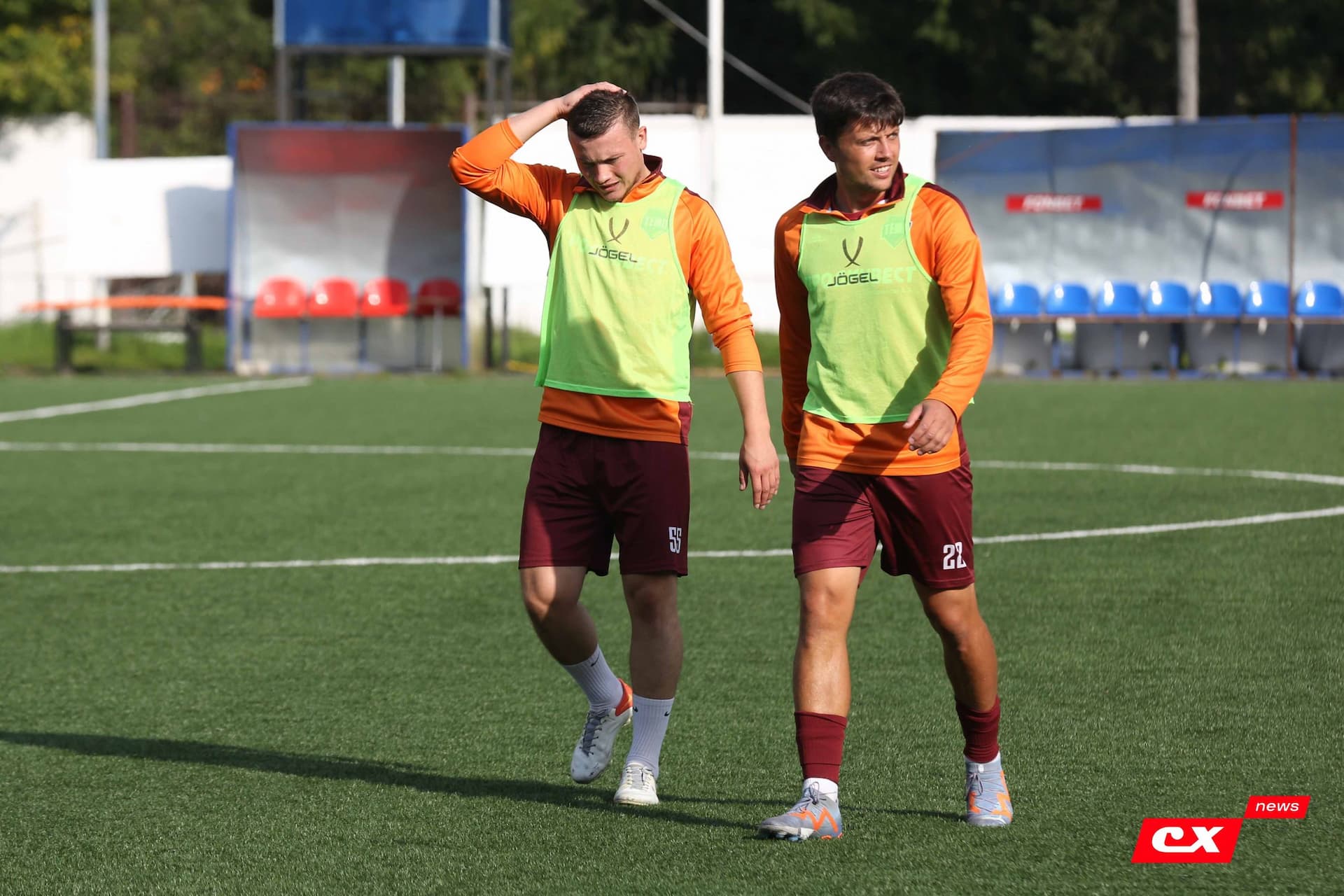 «Темп» 0:1 «Знамя Труда». FONBET Кубок России. 10.09.2025. СМИ: Владимир Мартынов («CX News»), Александр Чёрный («Алтайский спорт»), Виталий Барабаш (Сетевое издание "Толк"), Андрей Каспришин («Алтайская правда») — кадр 172