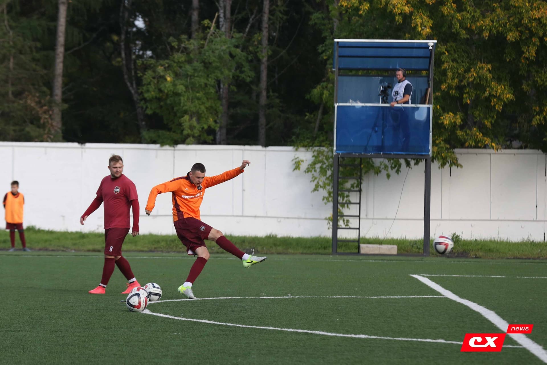 «Темп» 0:1 «Знамя Труда». FONBET Кубок России. 10.09.2025. СМИ: Владимир Мартынов («CX News»), Александр Чёрный («Алтайский спорт»), Виталий Барабаш (Сетевое издание "Толк"), Андрей Каспришин («Алтайская правда») — кадр 180