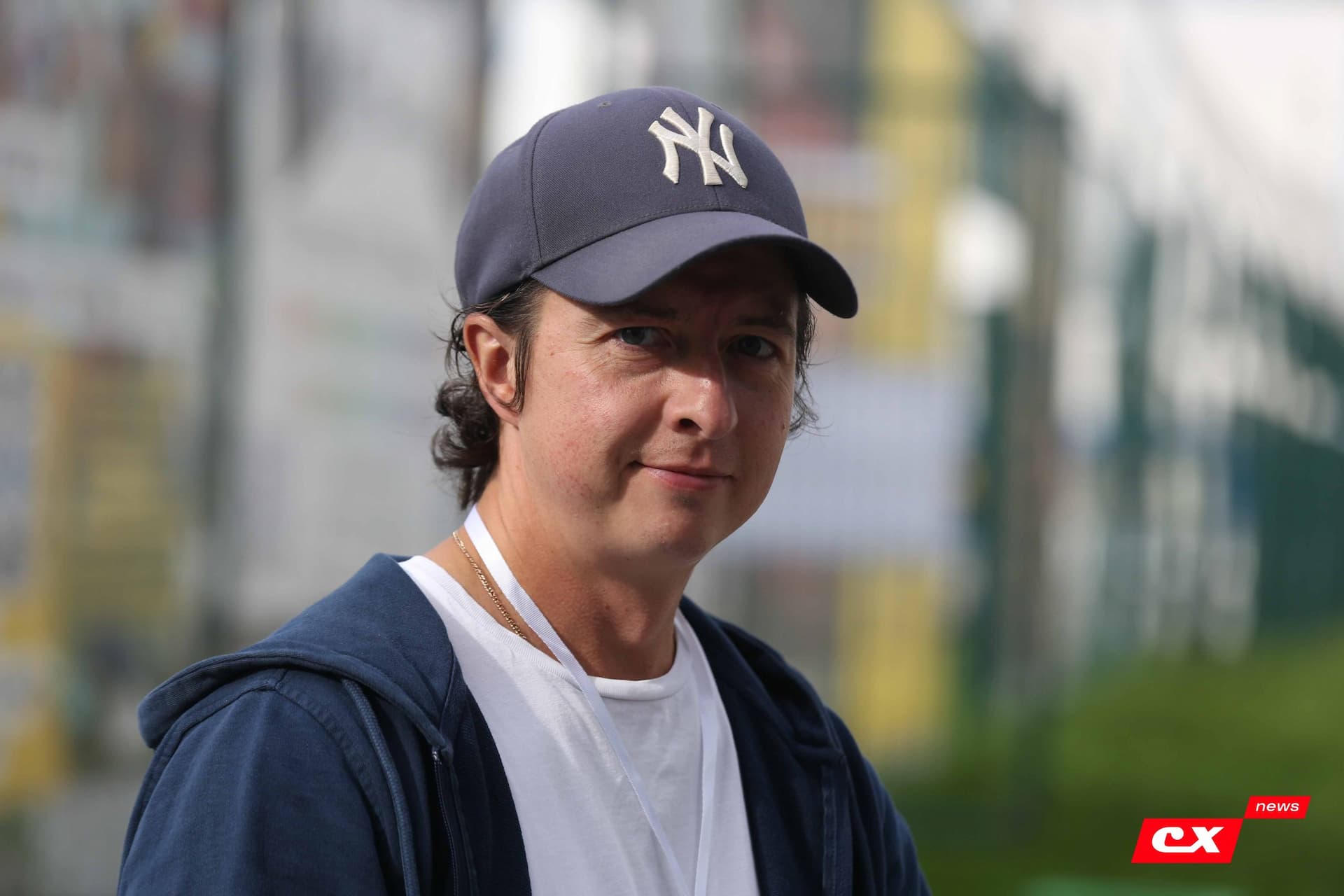 «Темп» 0:1 «Знамя Труда». FONBET Кубок России. 10.09.2025. СМИ: Владимир Мартынов («CX News»), Александр Чёрный («Алтайский спорт»), Виталий Барабаш (Сетевое издание "Толк"), Андрей Каспришин («Алтайская правда») — кадр 65