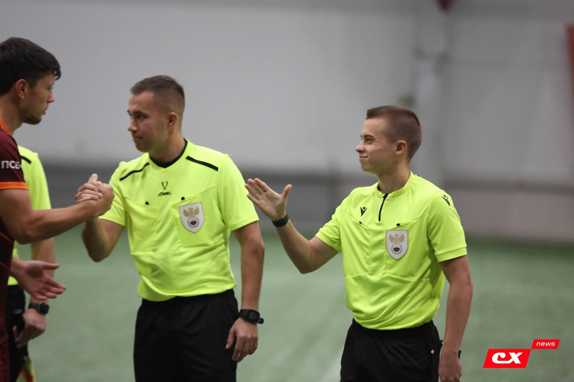 «Темп» 1:0 «Динамо-Барнаул-М». Третья лига. 05.10.2025. Александр Чёрный («Алтайский спорт»), Владимир Мартынов («CX News») — кадр 173