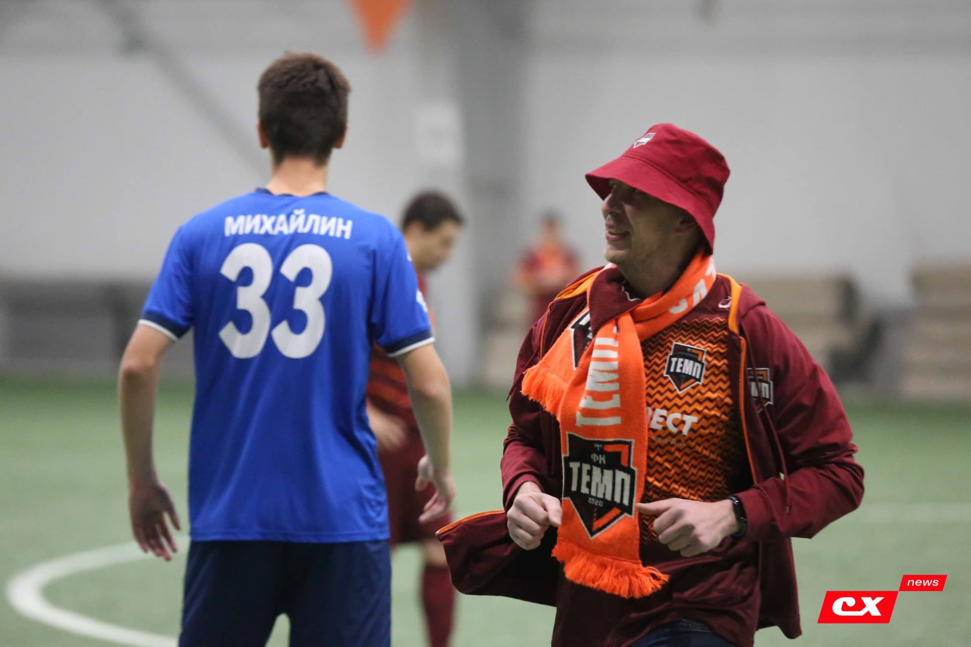 «Темп» 1:0 «Динамо-Барнаул-М». Третья лига. 05.10.2025. Александр Чёрный («Алтайский спорт»), Владимир Мартынов («CX News») — кадр 192